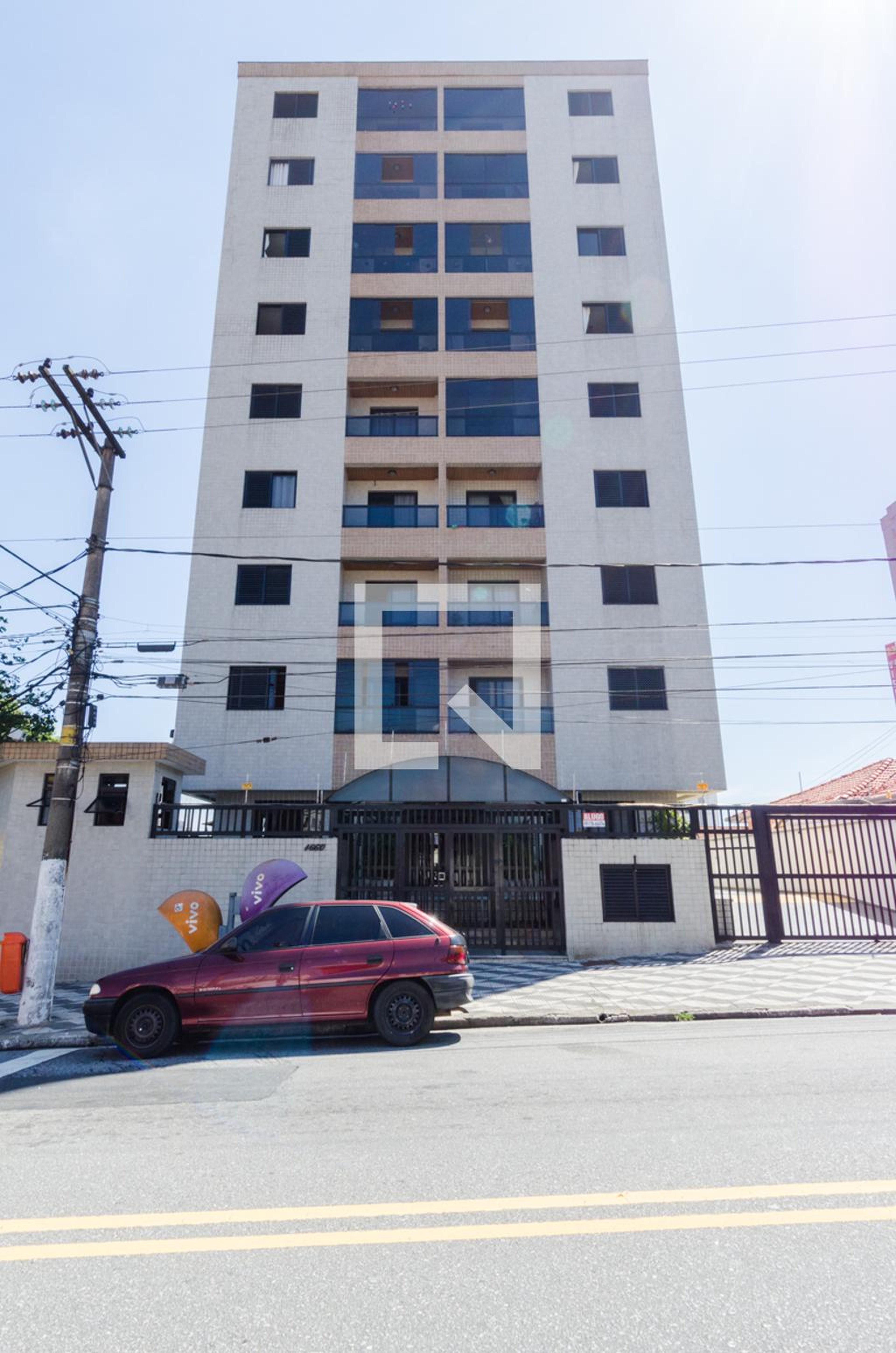 Fachada do Condomínio Condomínio San Sebastian