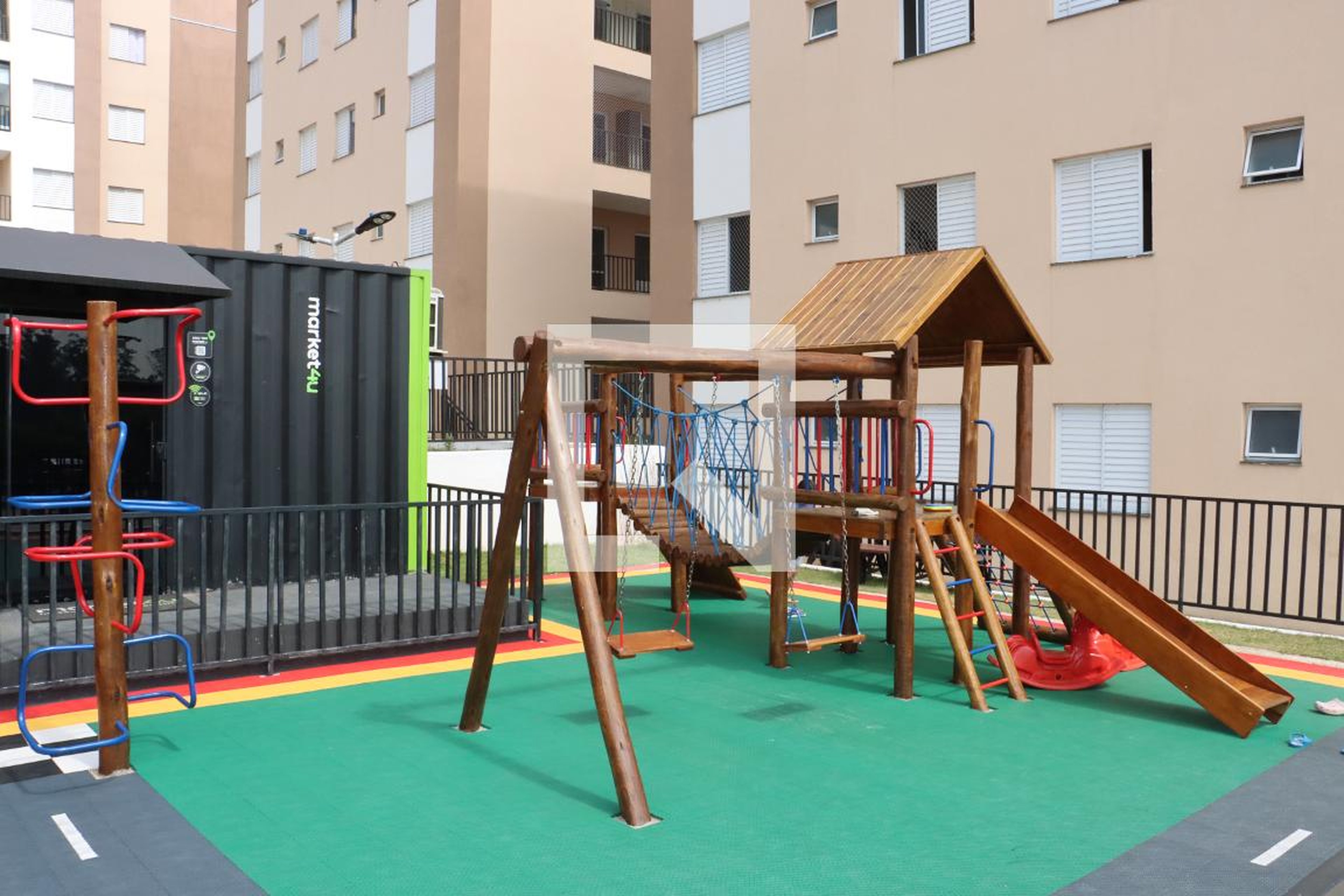 Playground - Residencial Mônaco