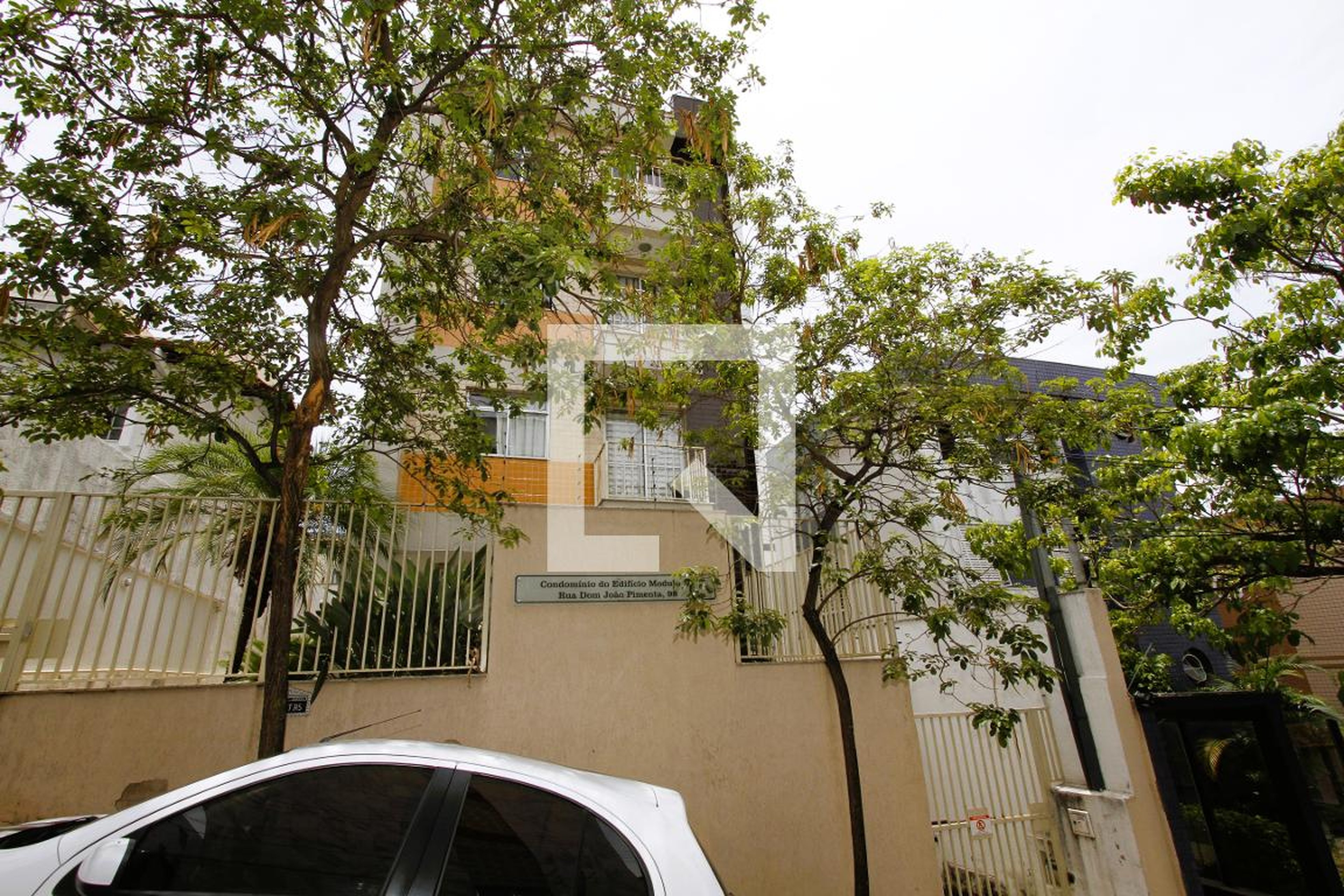 Fachada do Prédio Condomínio em Rua Dom João Pimenta, 98
