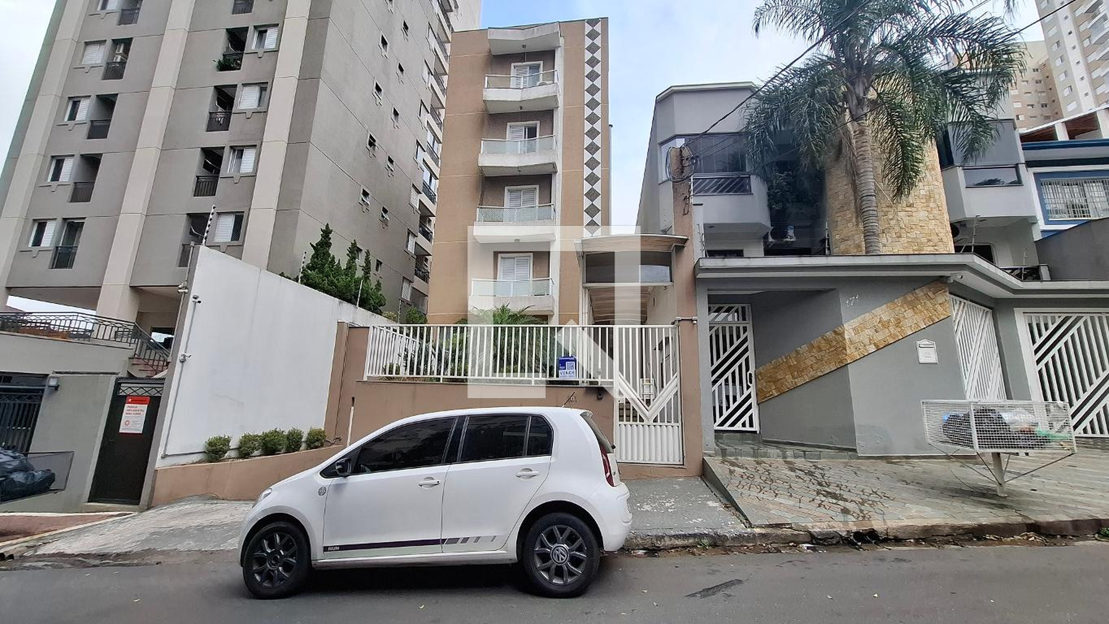 Fachada Condomínio Village Mont Saint