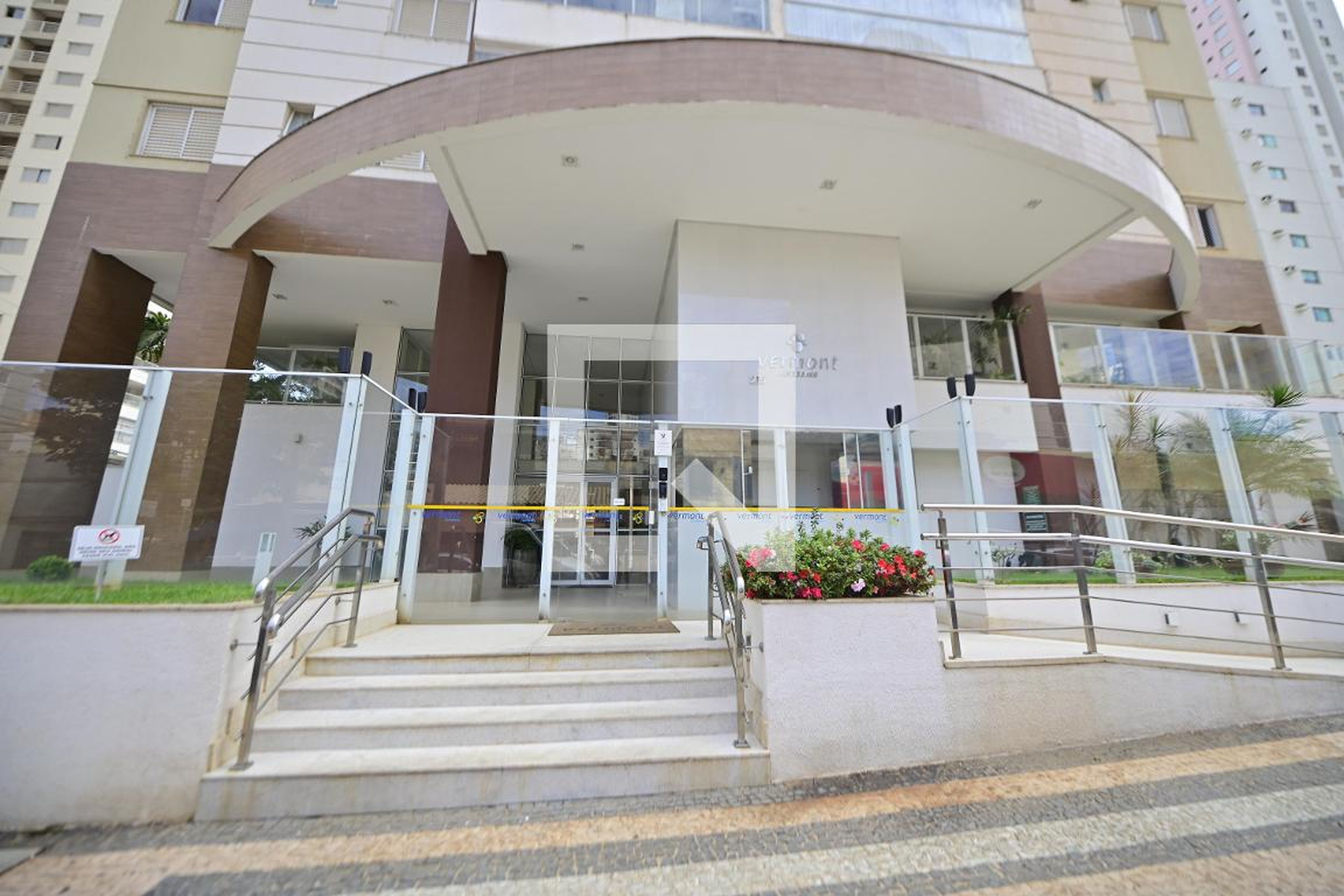Fachada Condomínio Vermont Residence