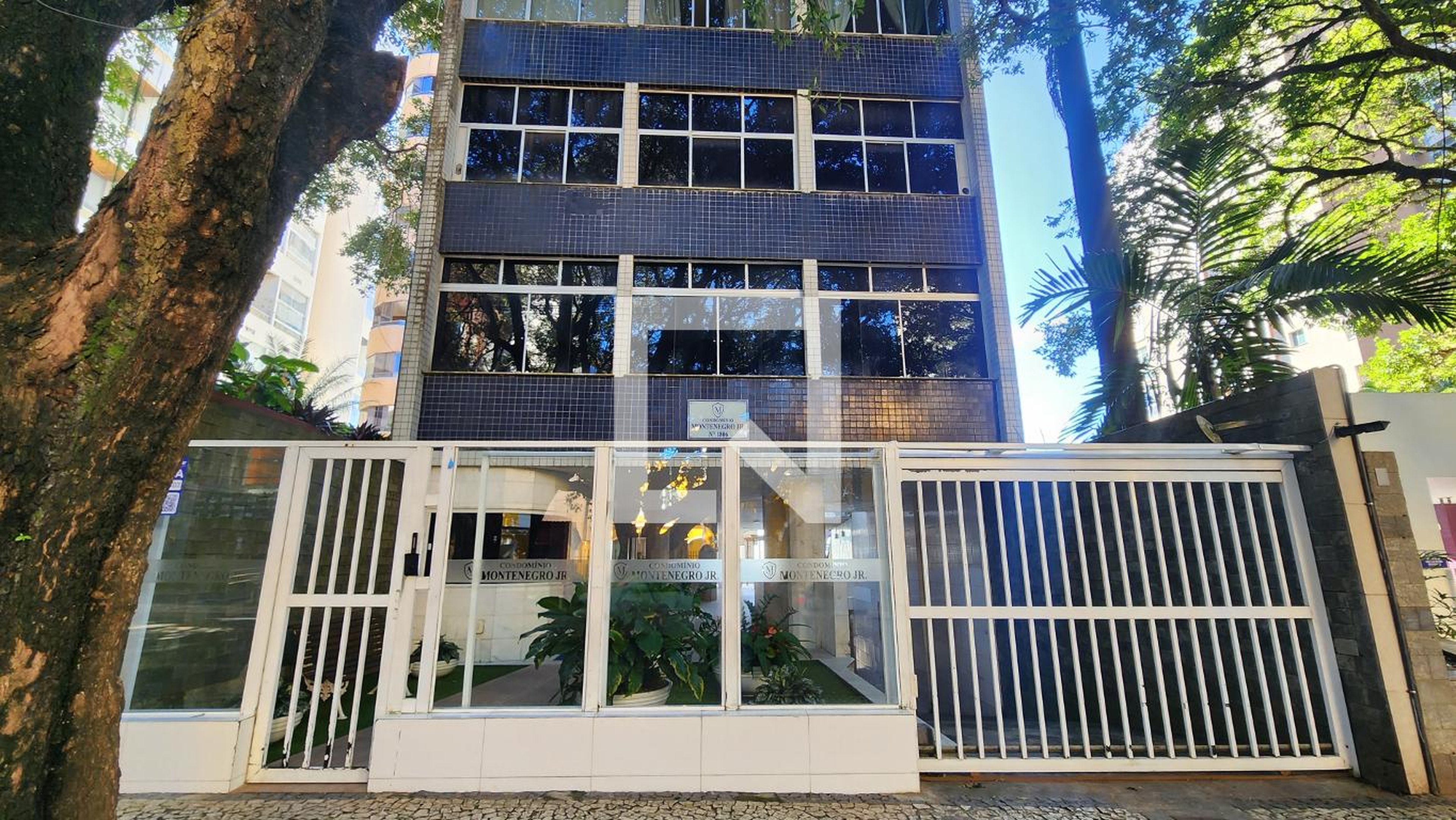 Fachada Condomínio Monte Negro