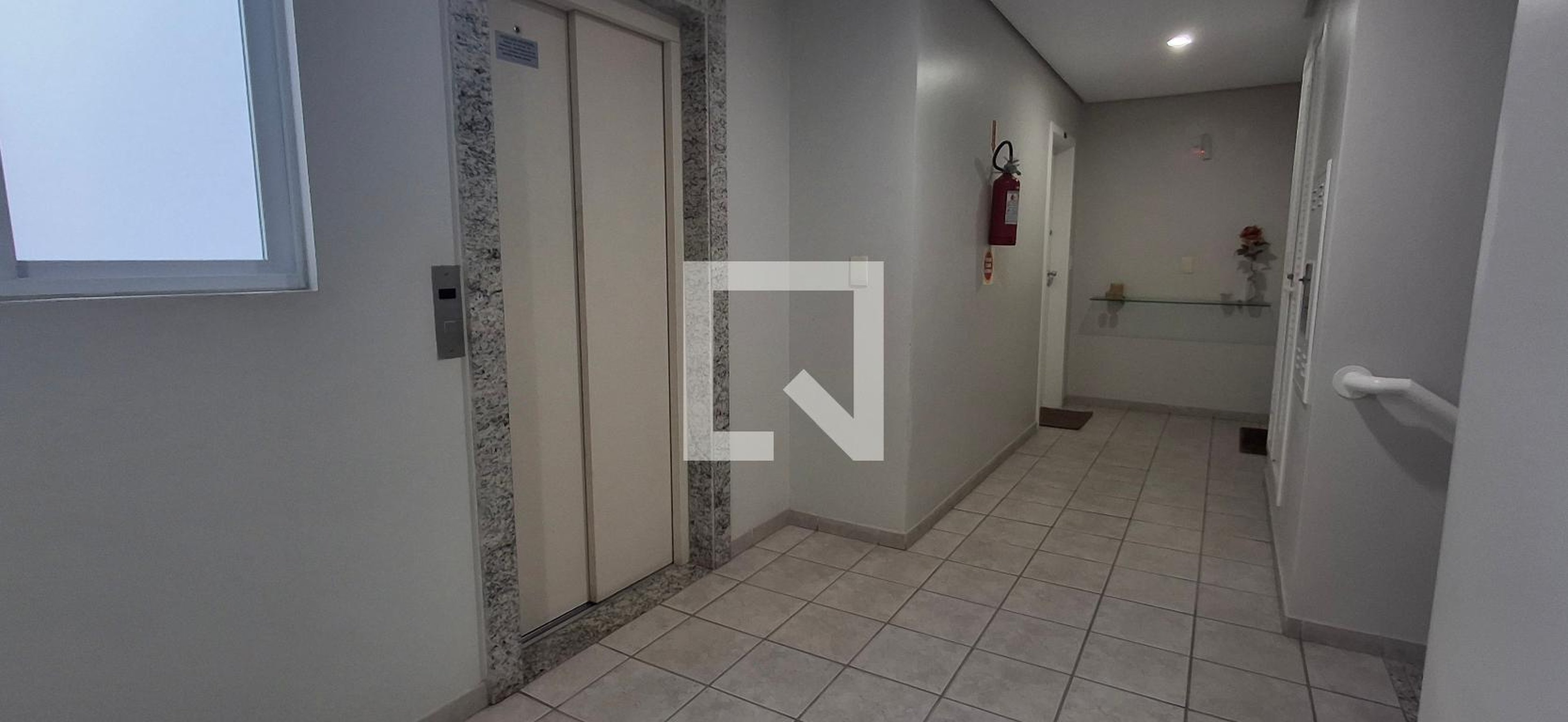 Elevador - Residencial Arezzo