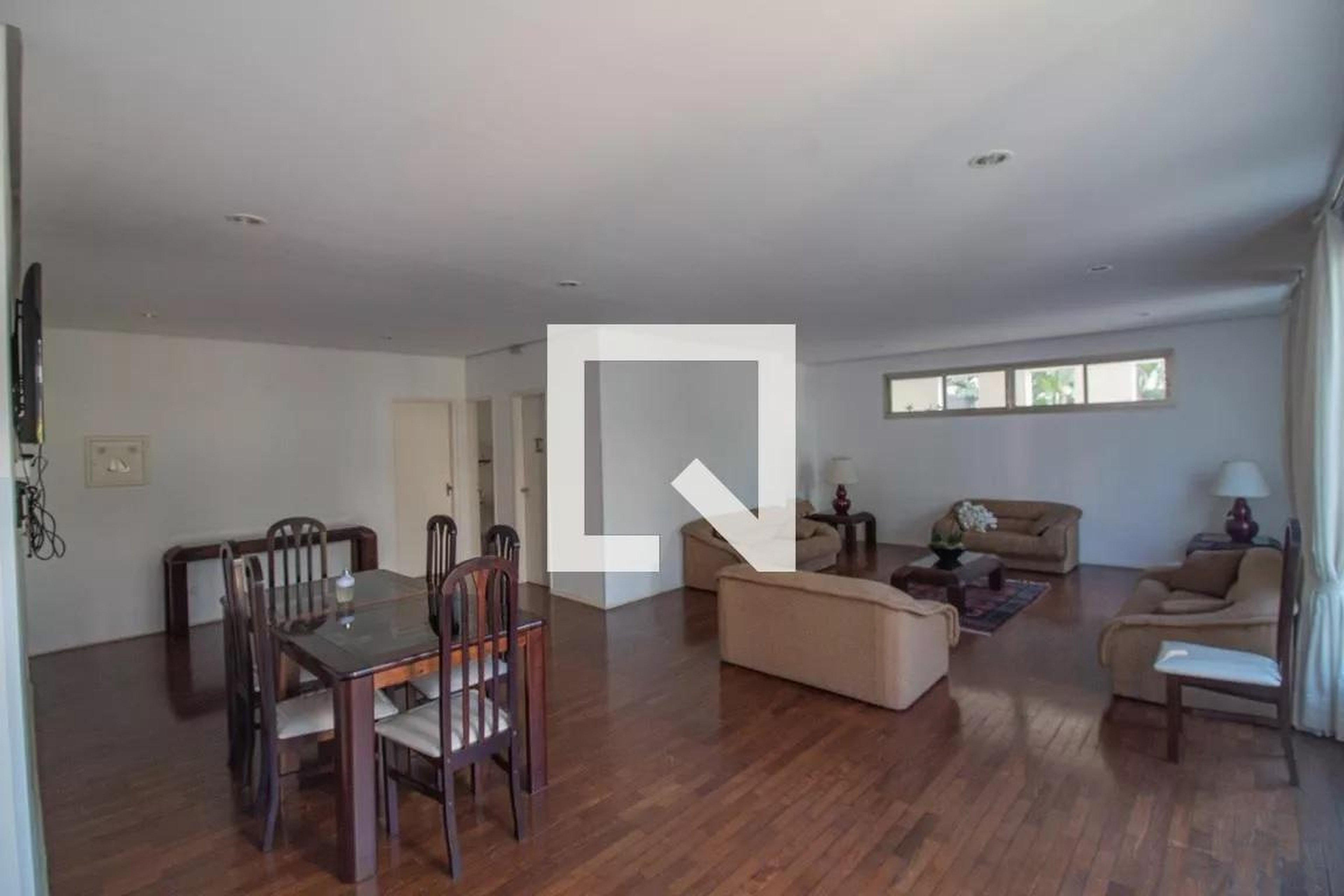 Área comum - Regina Rosa