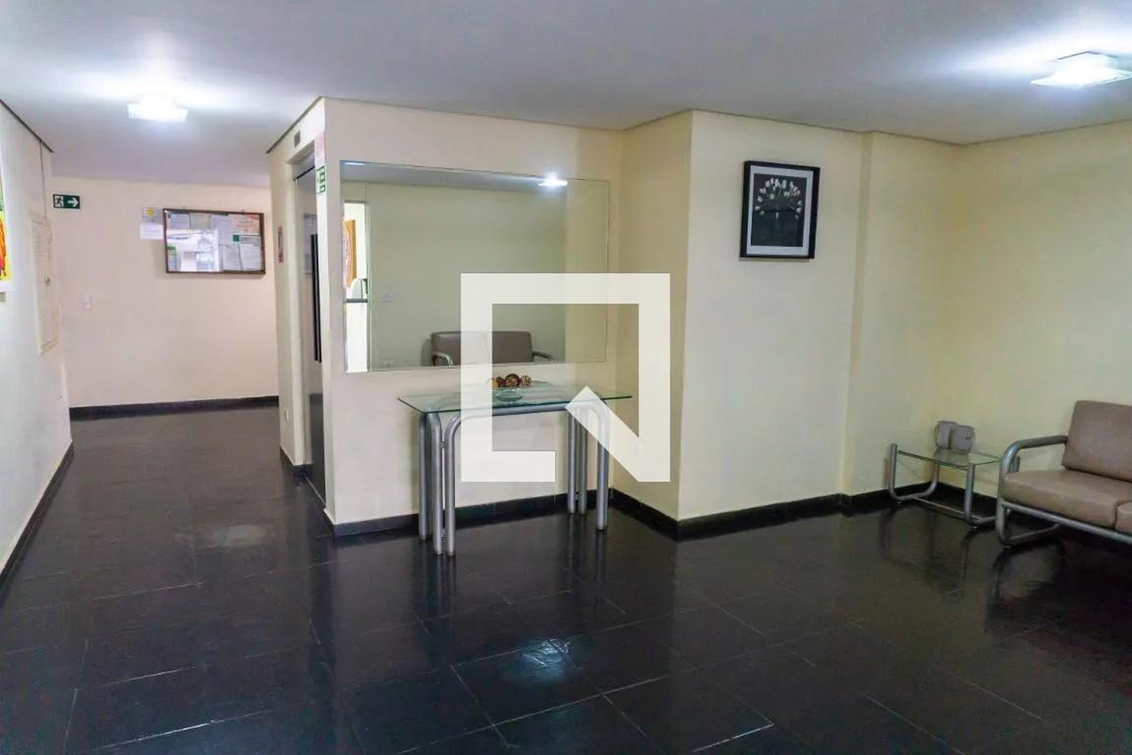 Hall social - C. R. Monteiro