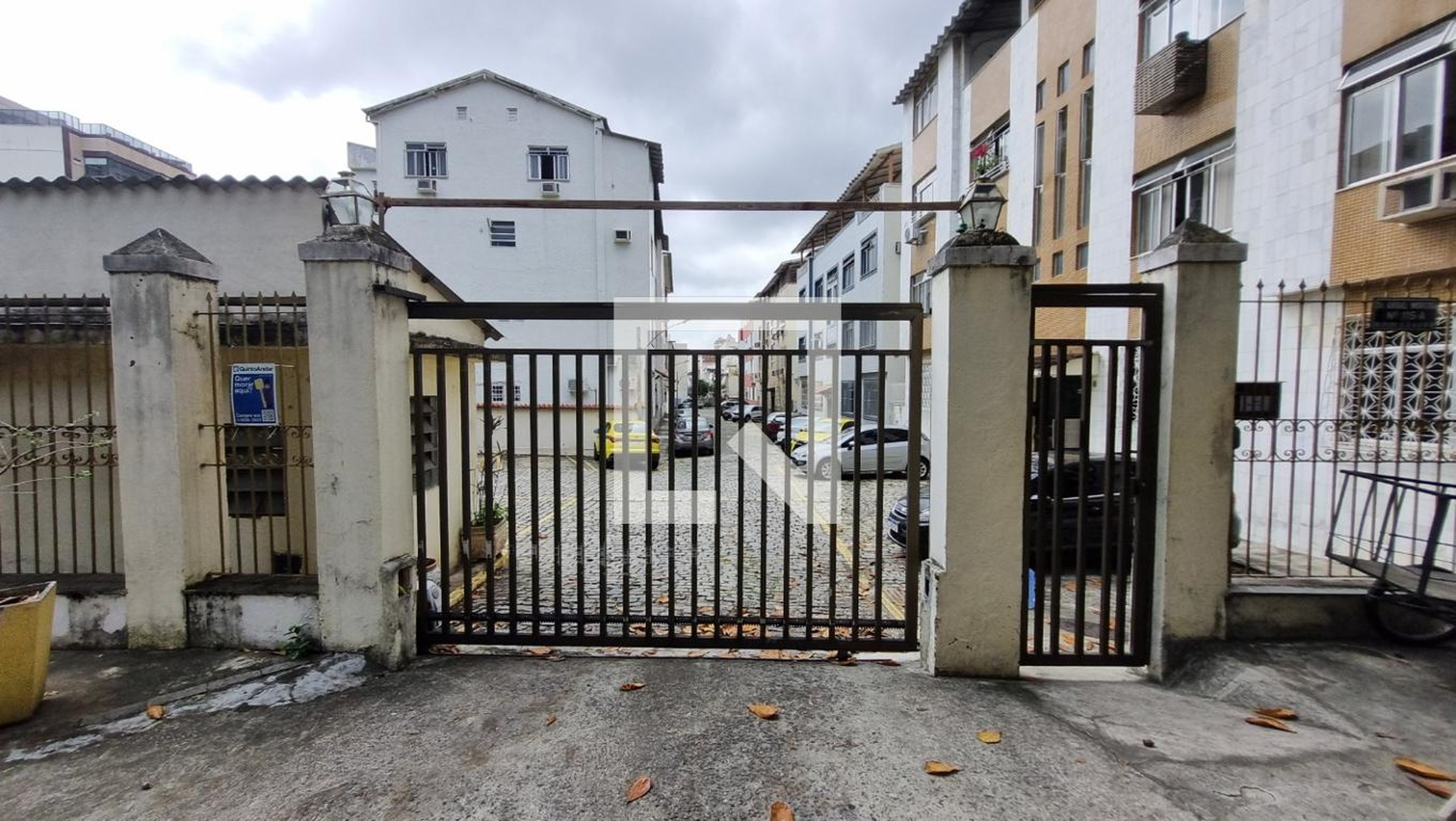 Fachada Condomínio em Rua Doutor Aníbal Moreira, 115 A