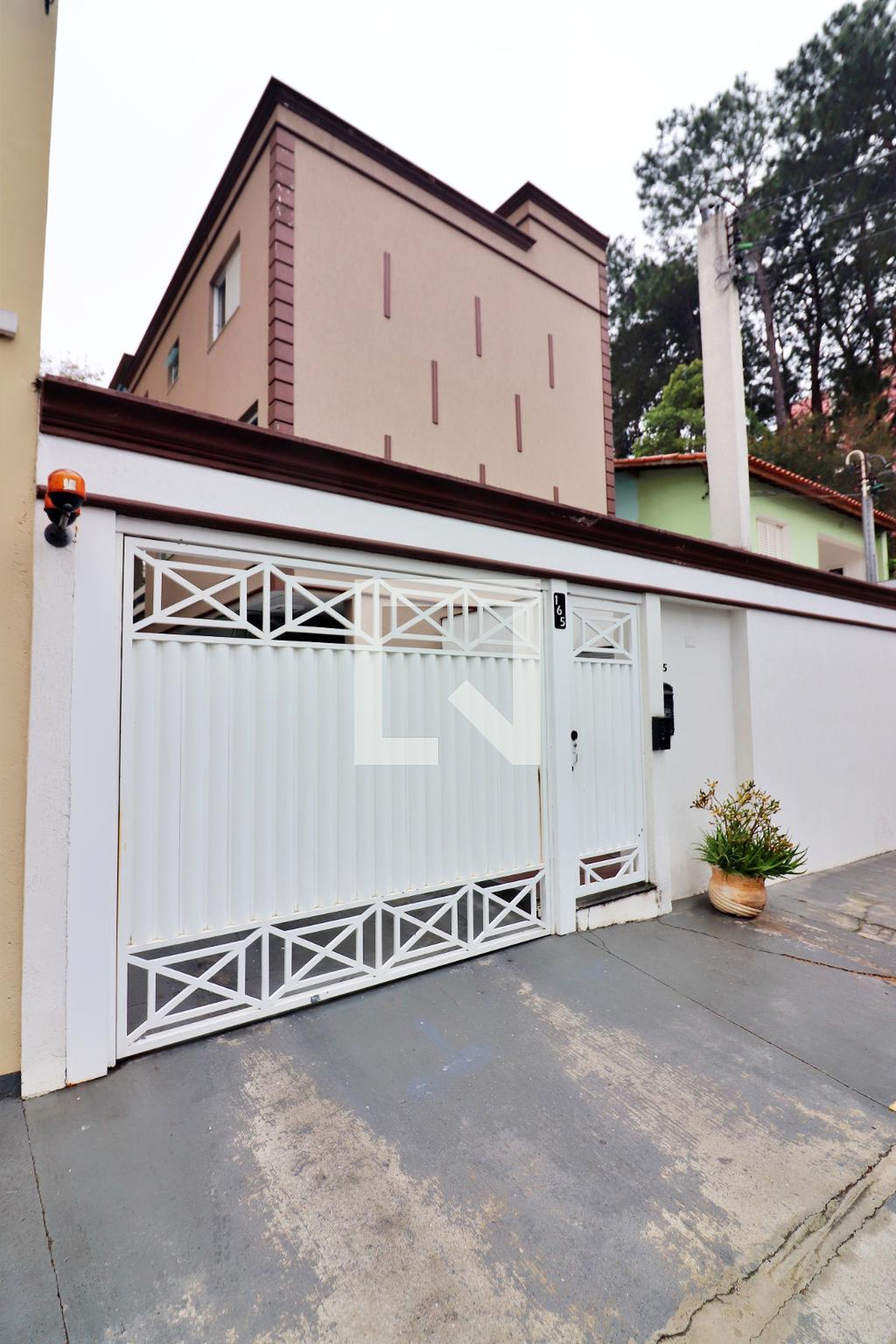 Fachada Condomínio Enseada