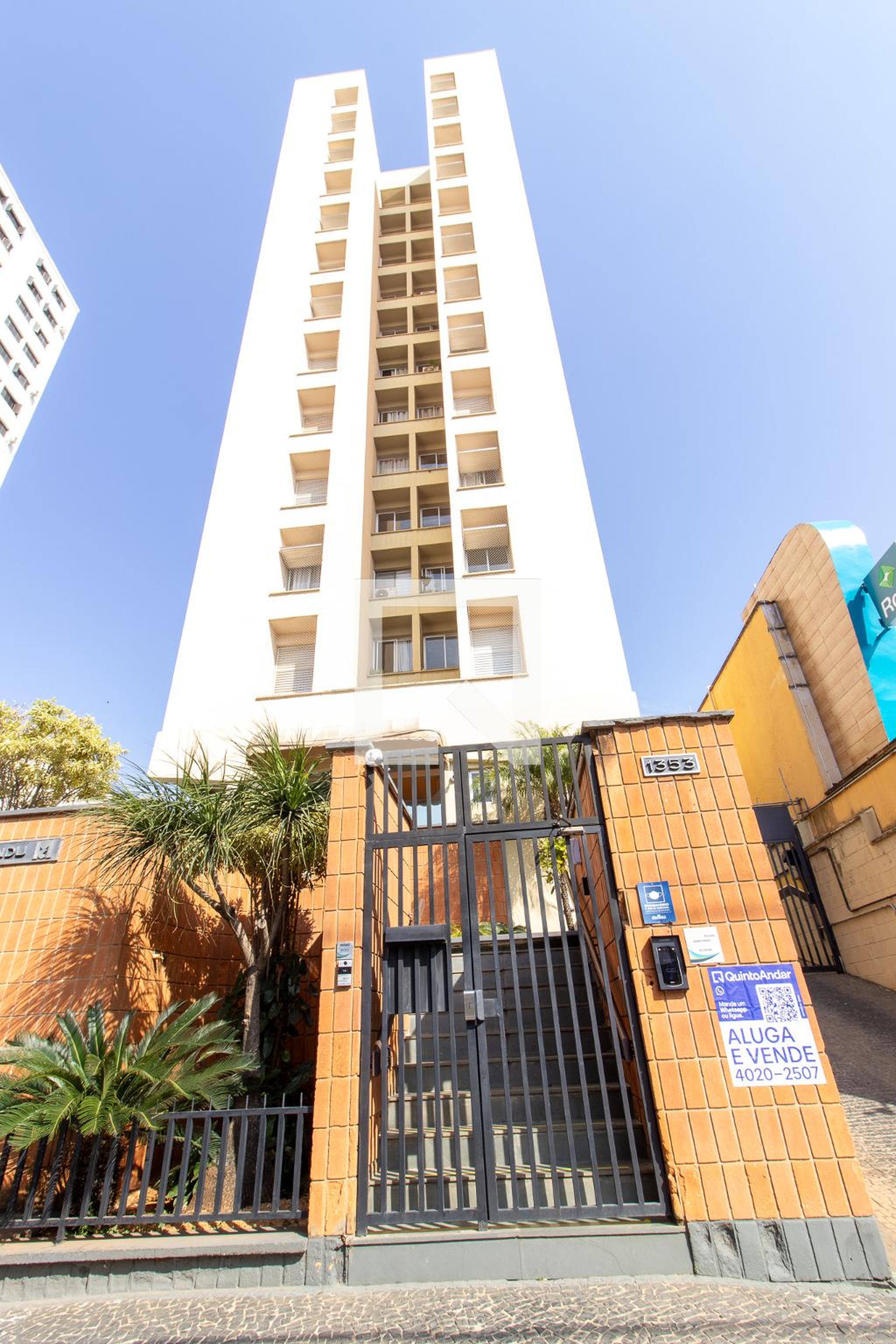 Fachada Condomínio em Avenida Princesa D'Oeste, 1353