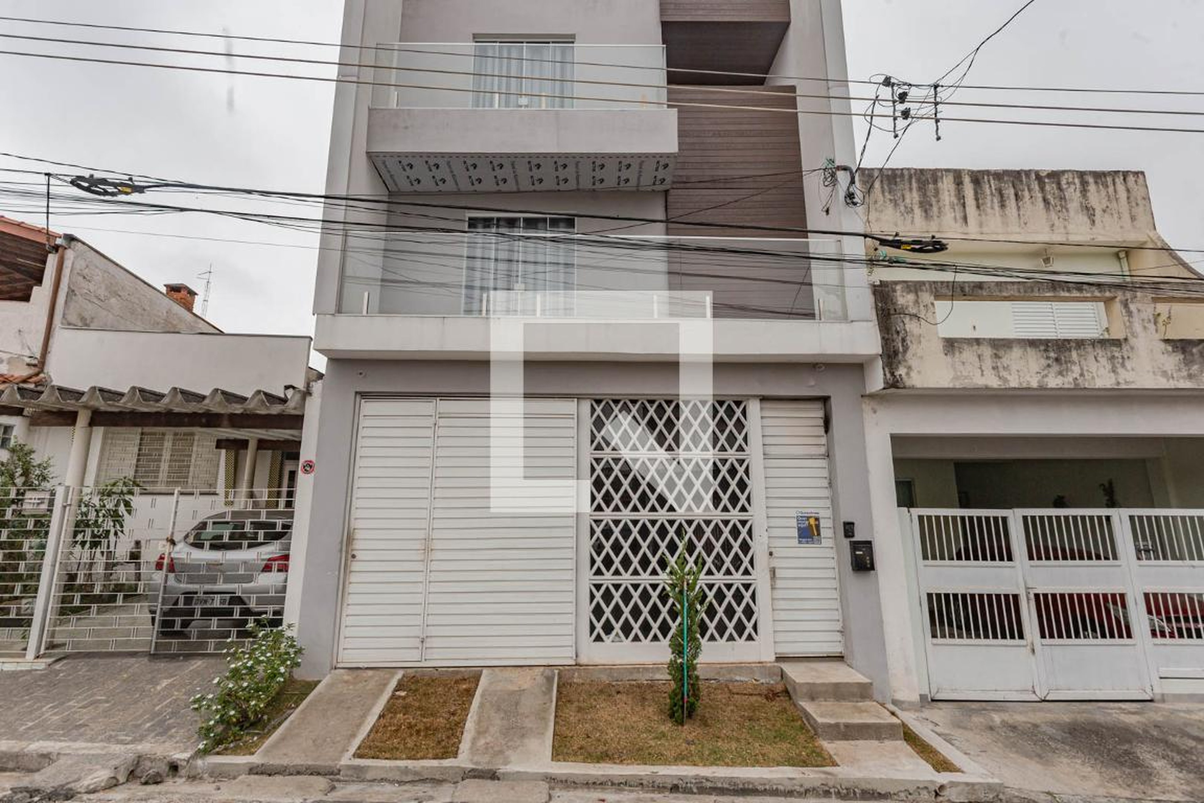 Fachada Condomínio em Rua Francisco Príncipe, 273