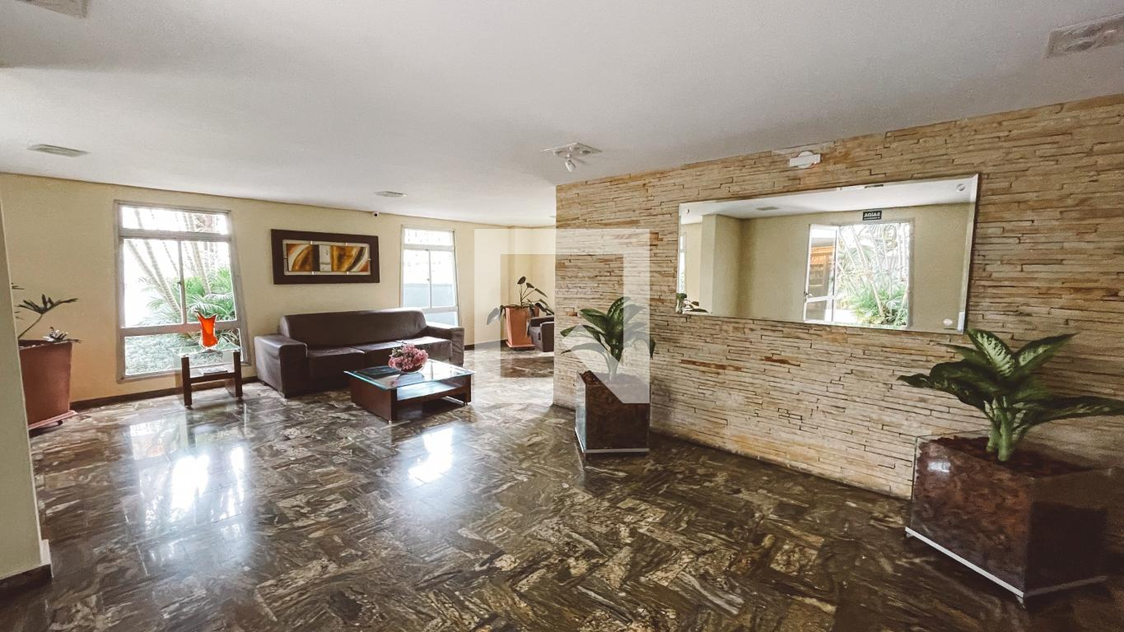 Hall social - Conjunto Chateau Vert