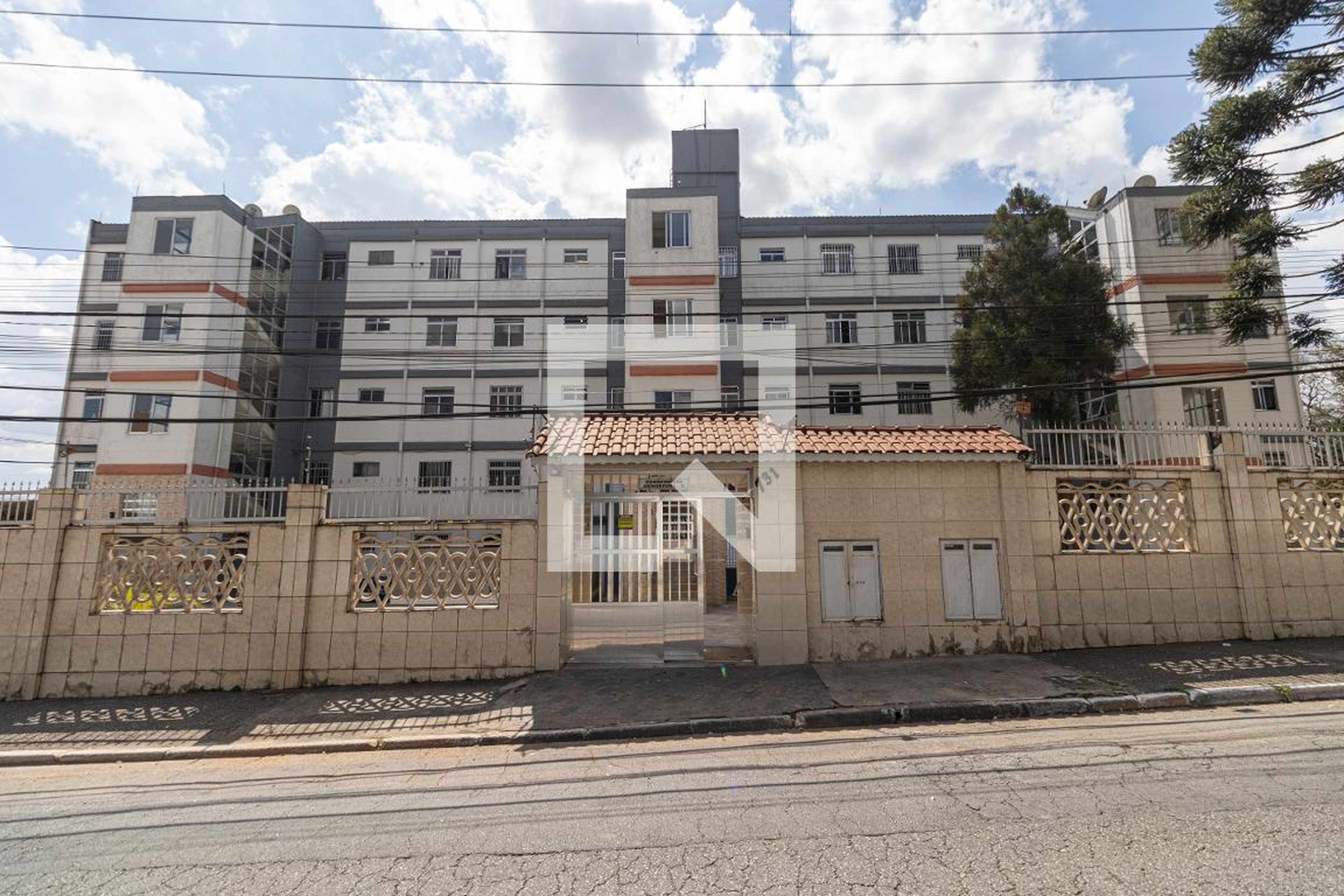 Fachada Condomínio Andorinha II