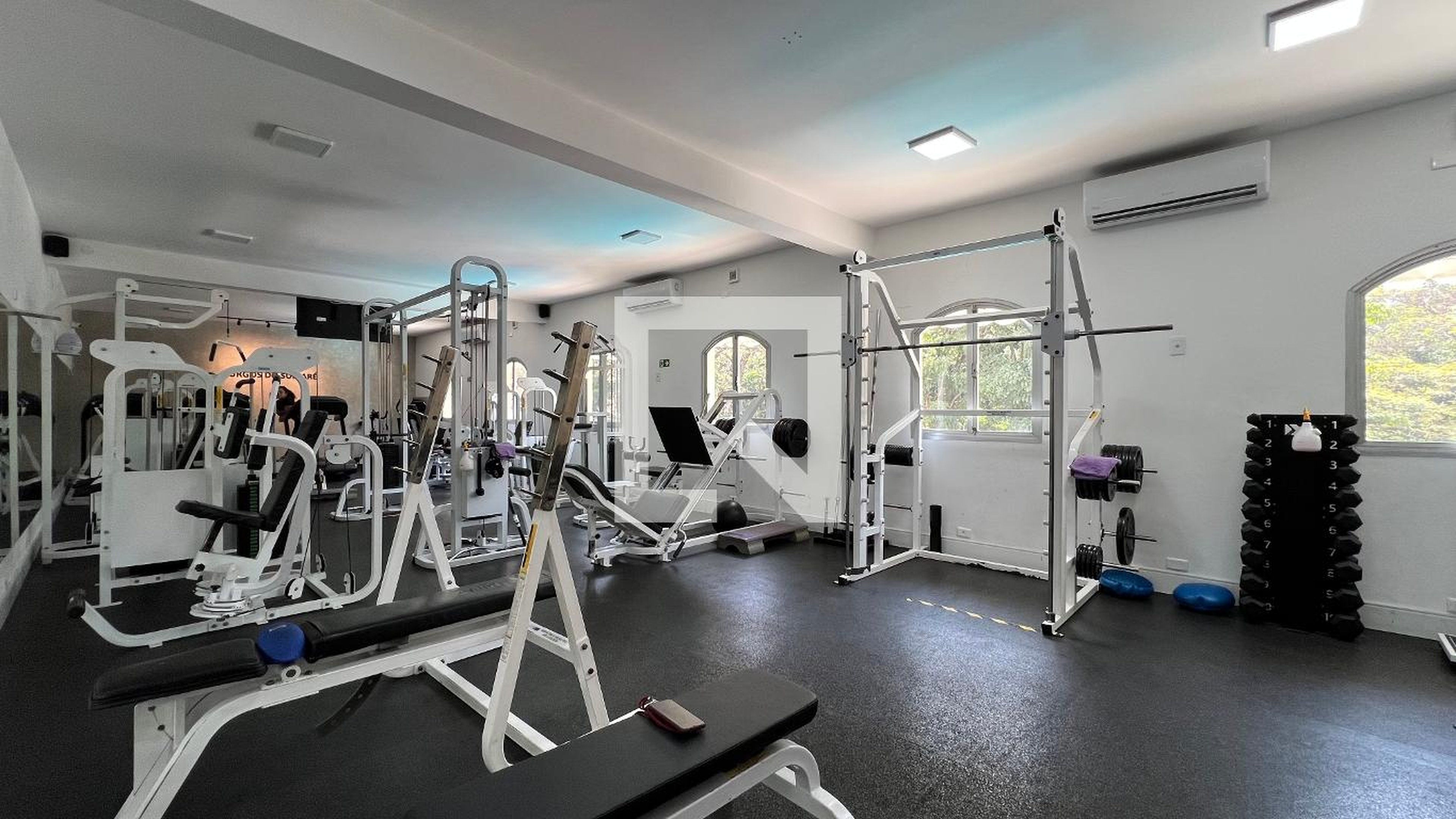 Academia - Burgos do Sumaré