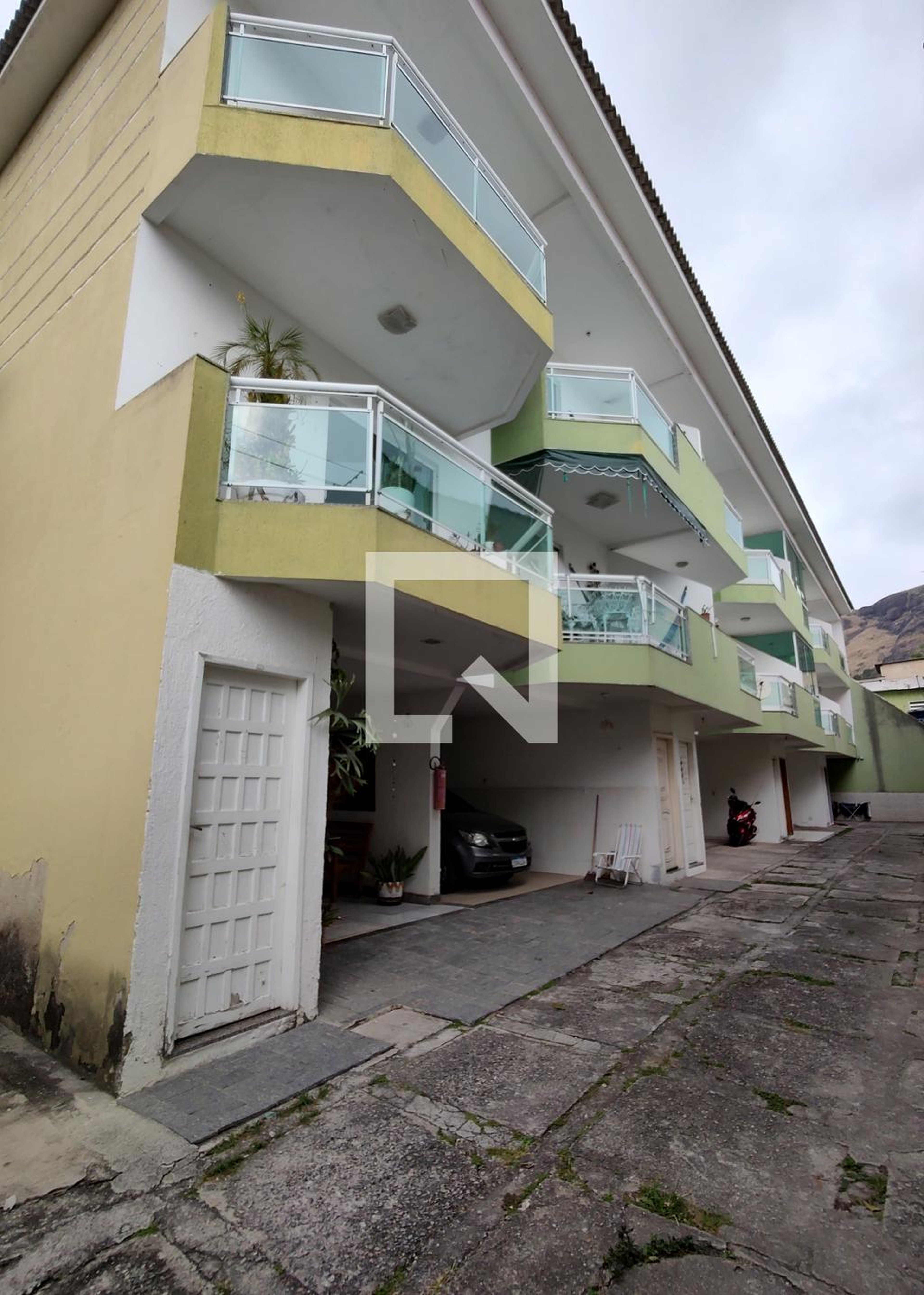 Fachada Condomínio em Rua Ibiraba, 101