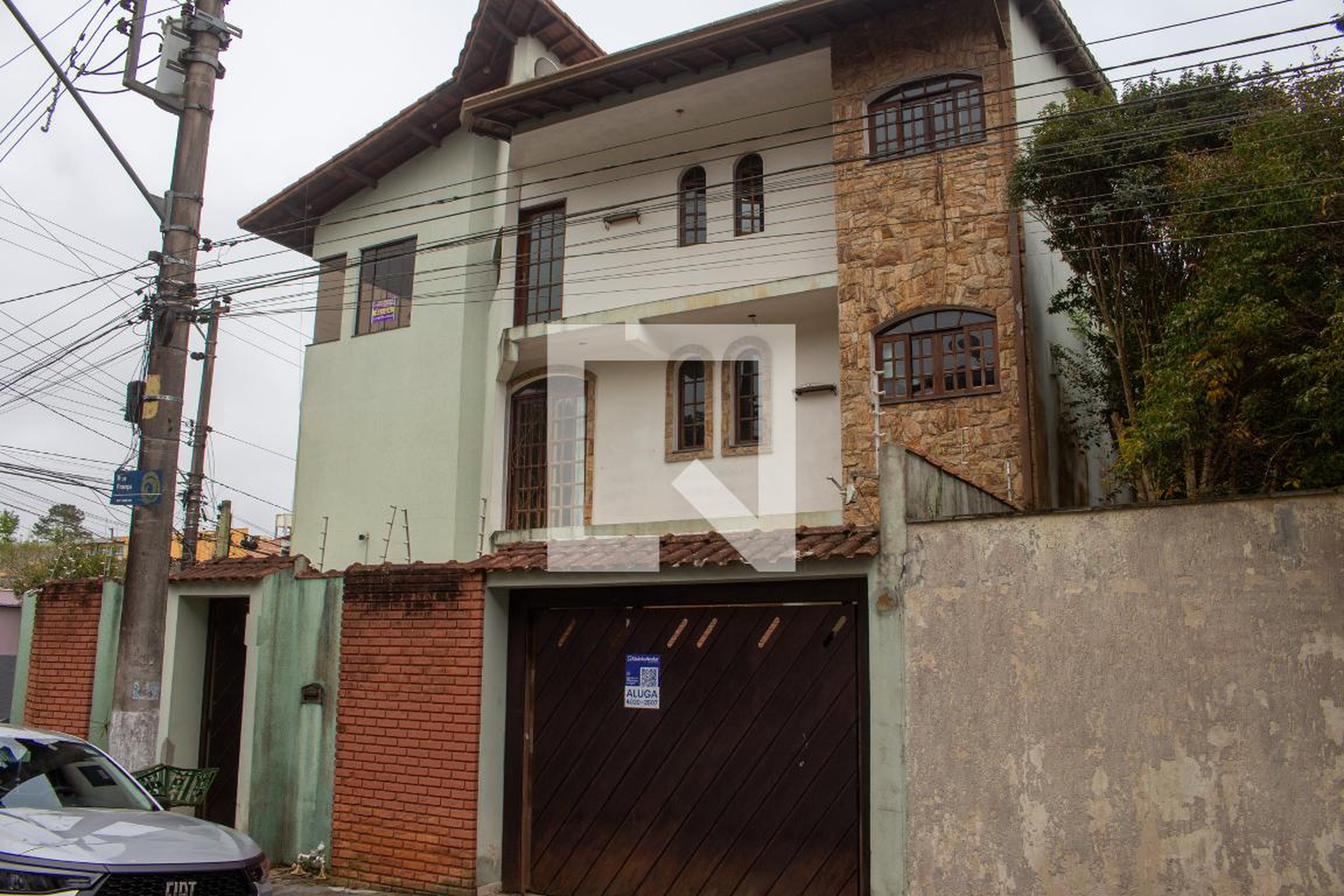 Fachada Condomínio em Rua França, 11