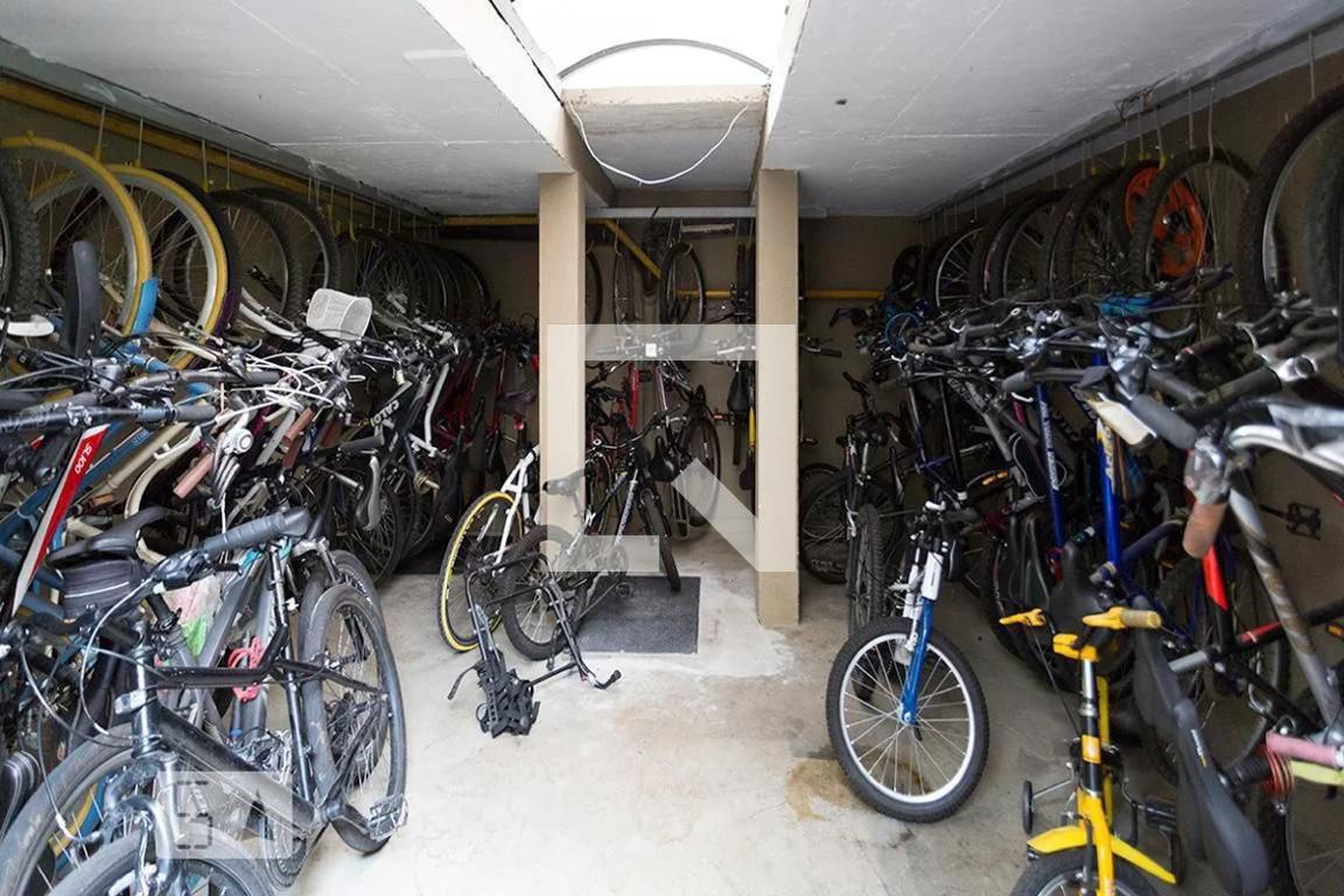 Bicicletário - Columbia Park