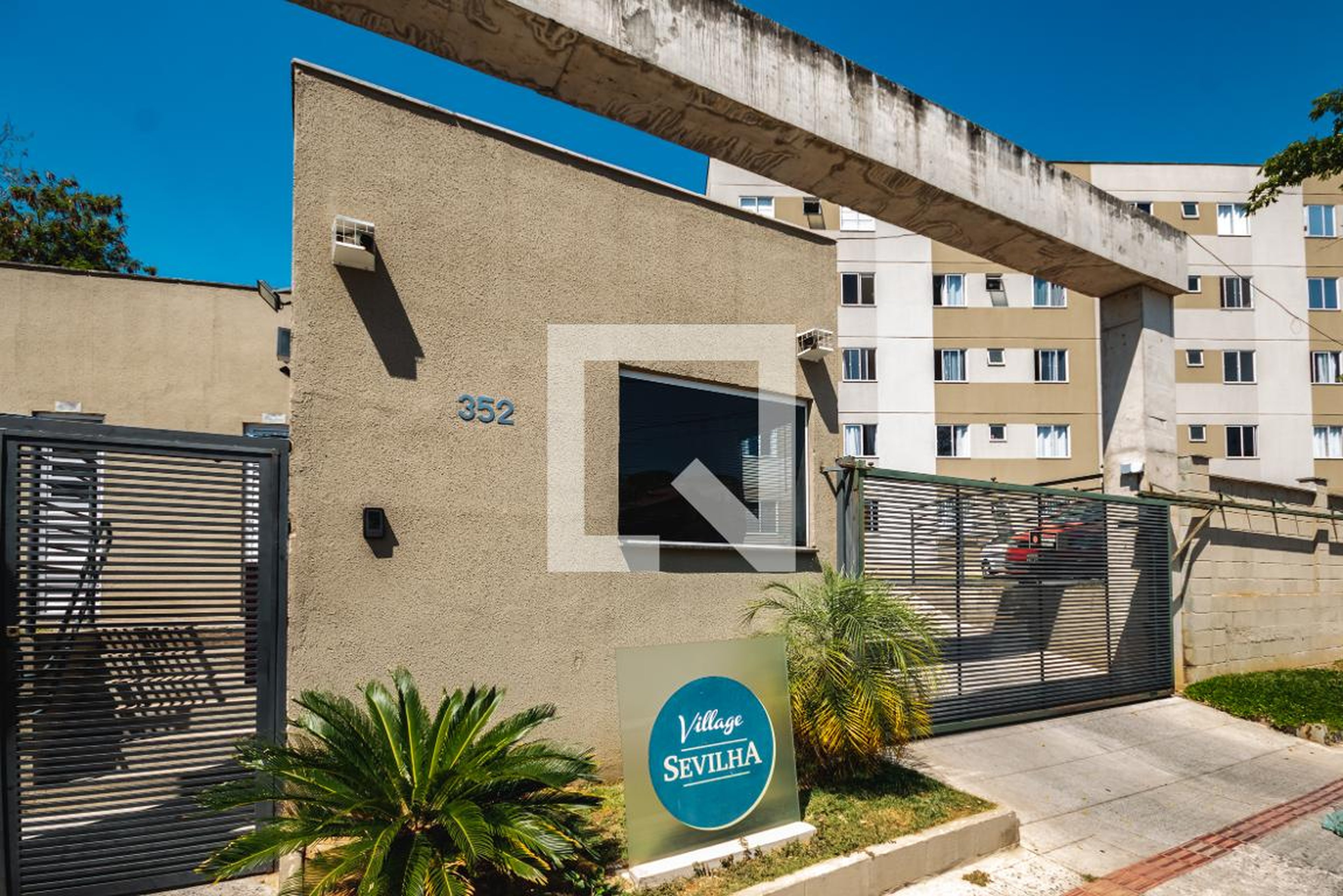Fachada Edifício Residencial Village Sevilha