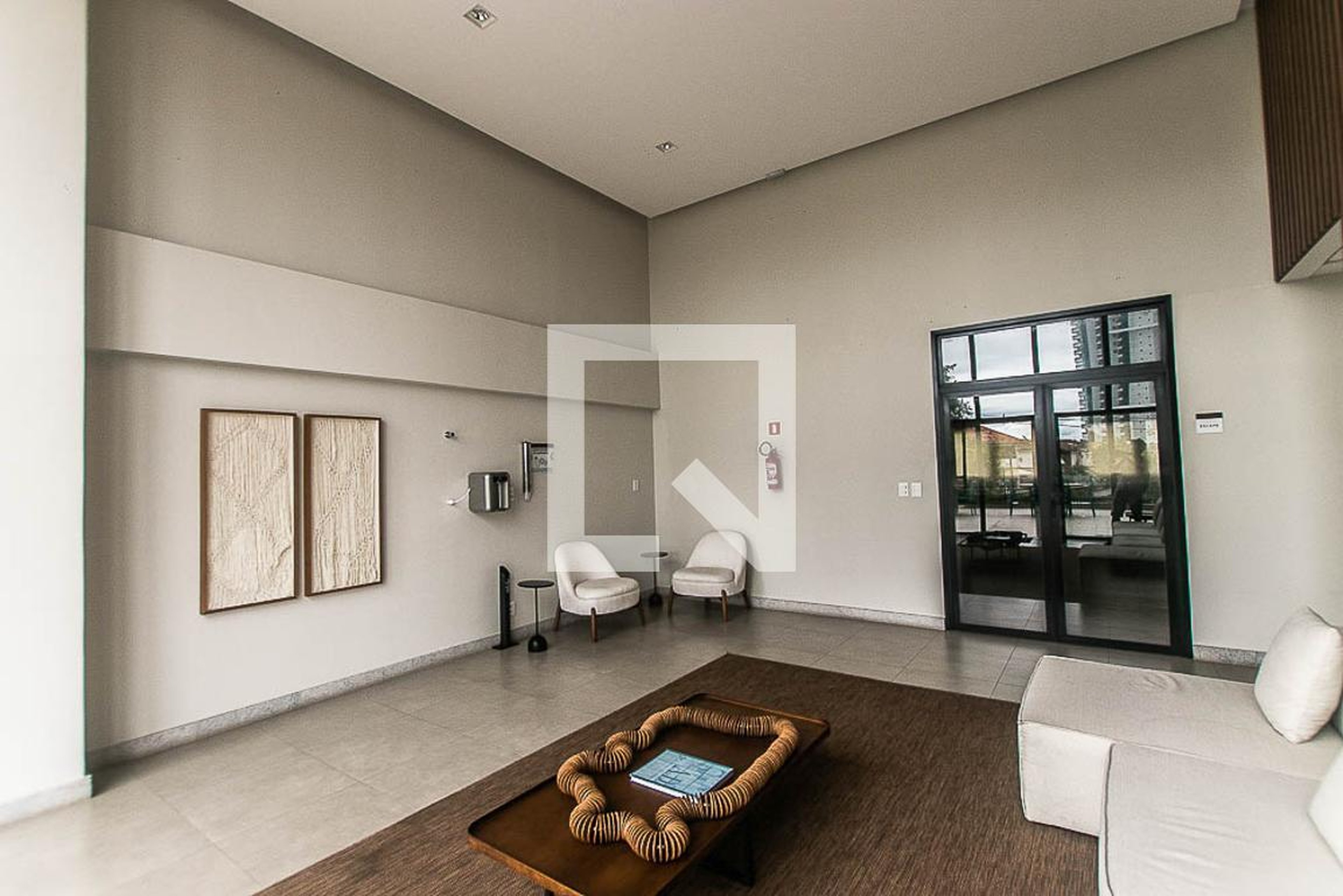 Hall social - Urban Caminho das Árvores