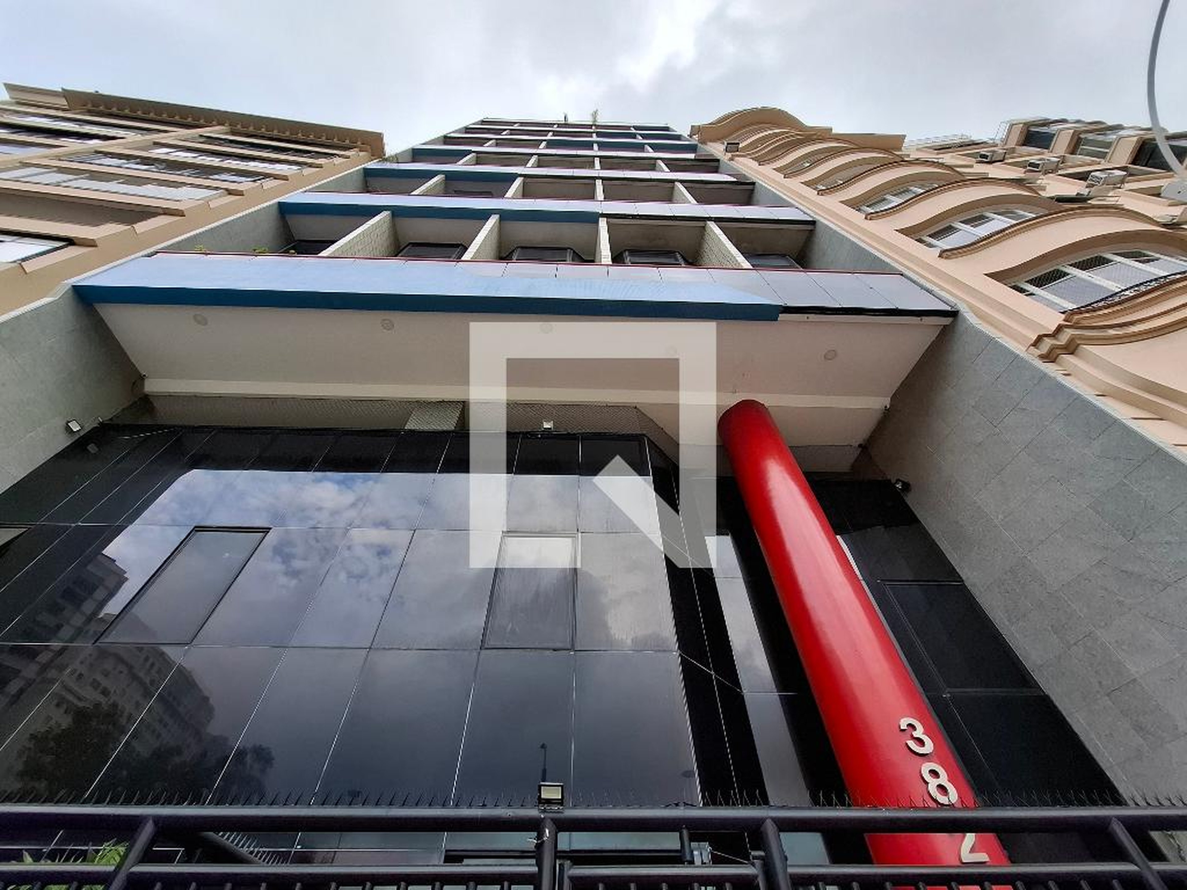 Fachada Edificio Grand Bay Residence Service