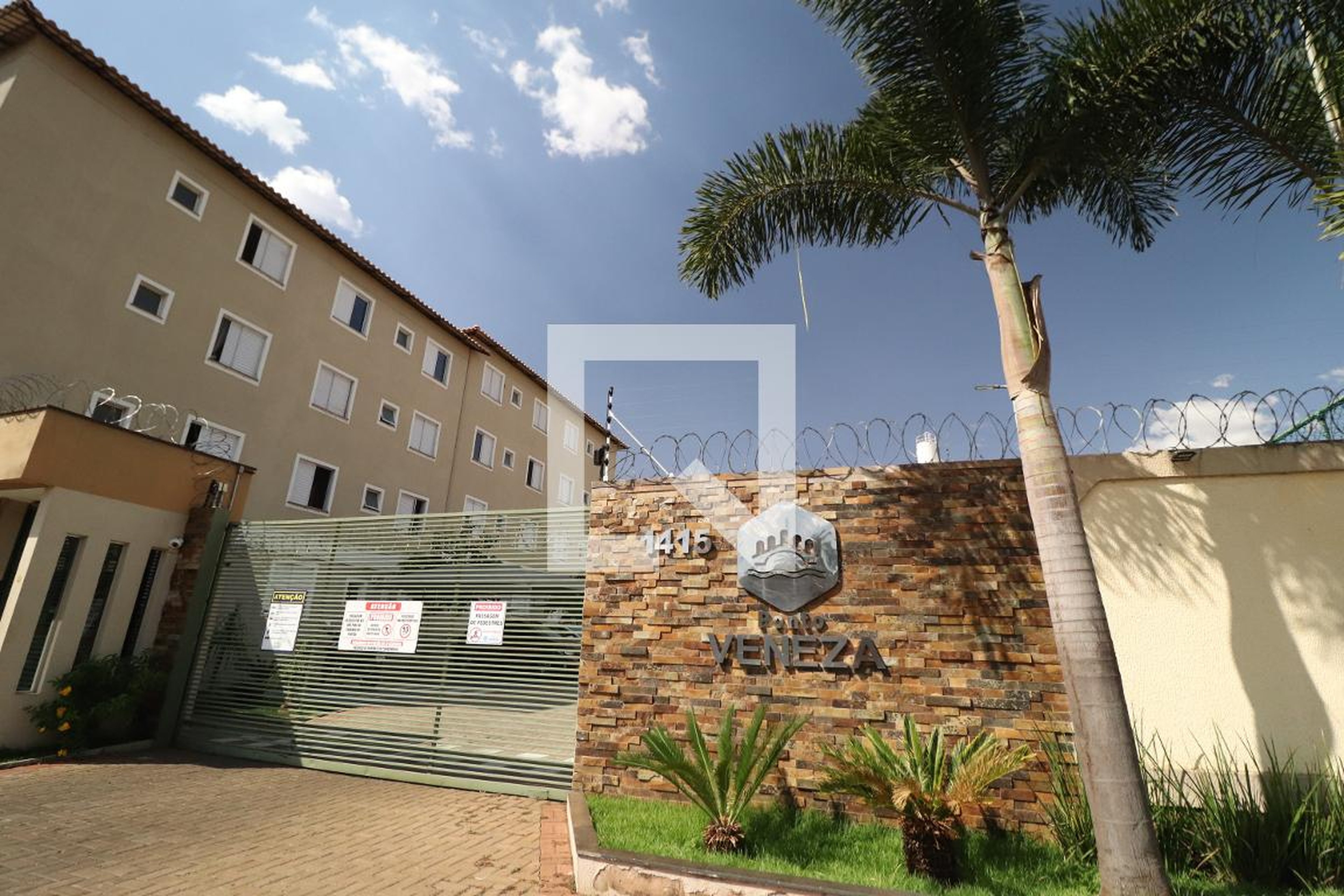 Fachada Condomínio Ponto Veneza