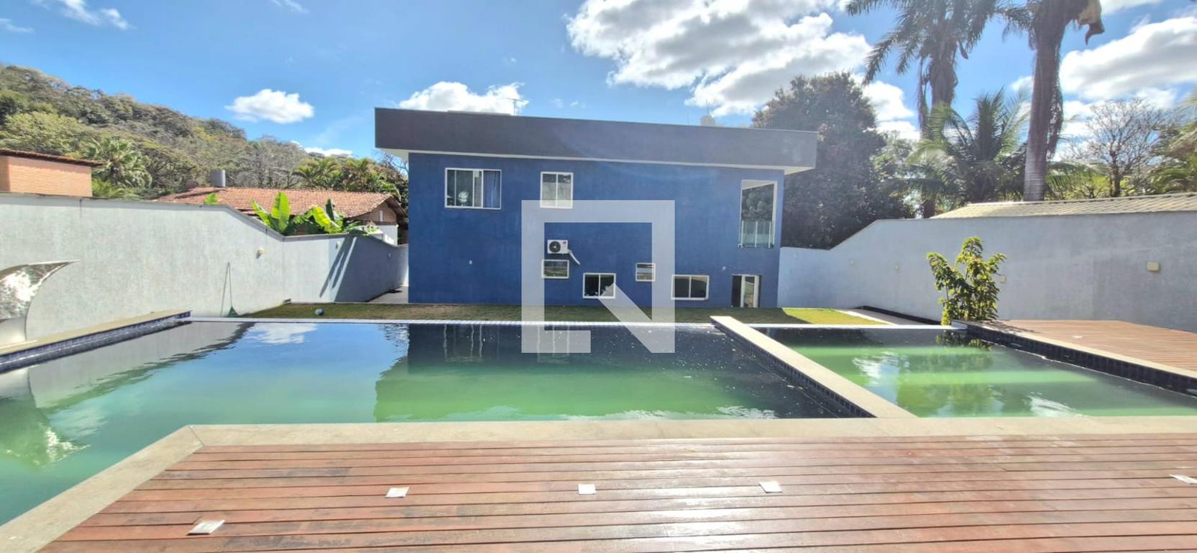 Área comum Condomínio em Rua Conde Vaz de Oliveira, 78