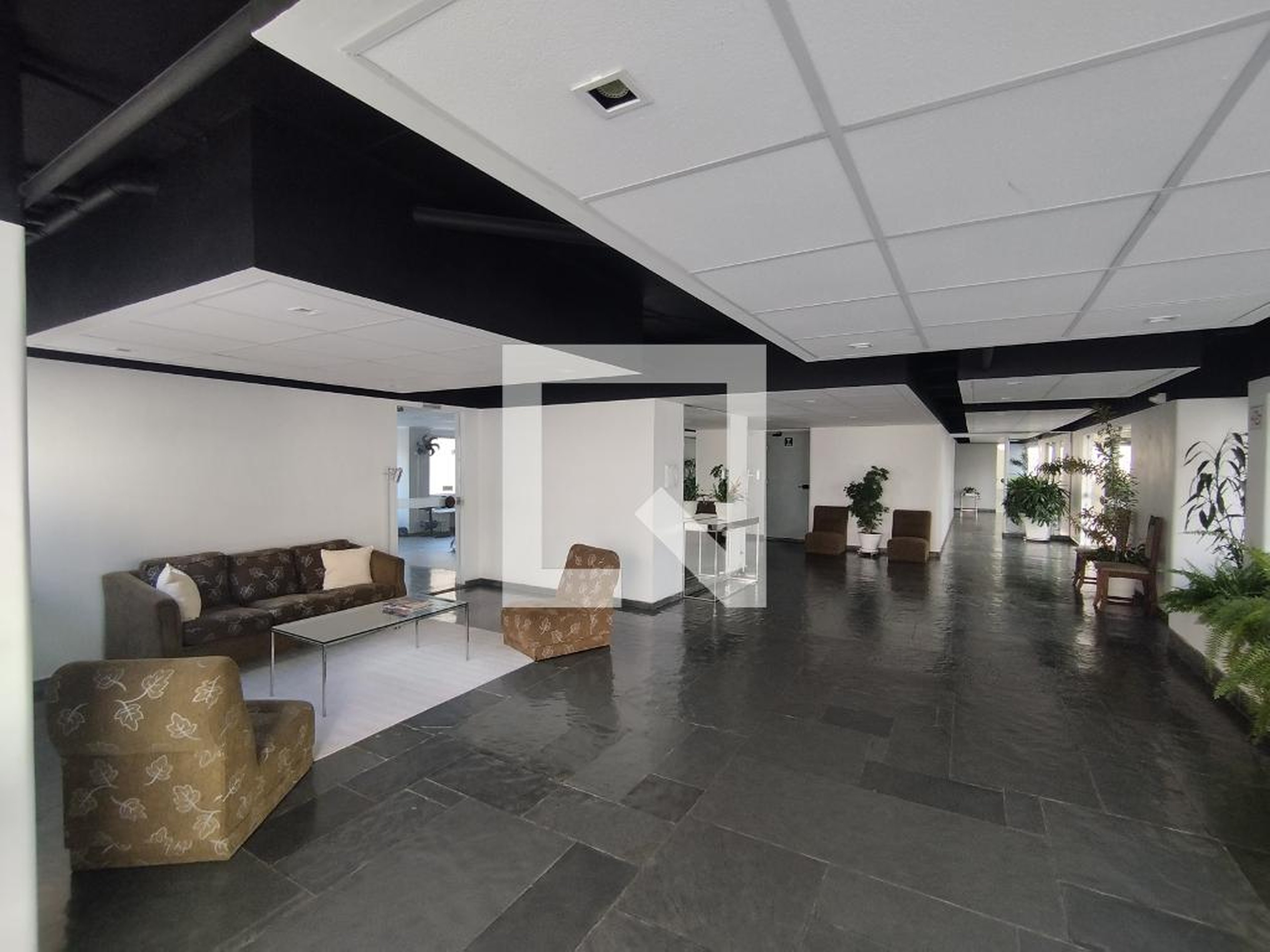 Hall de entrada - Ville de France II