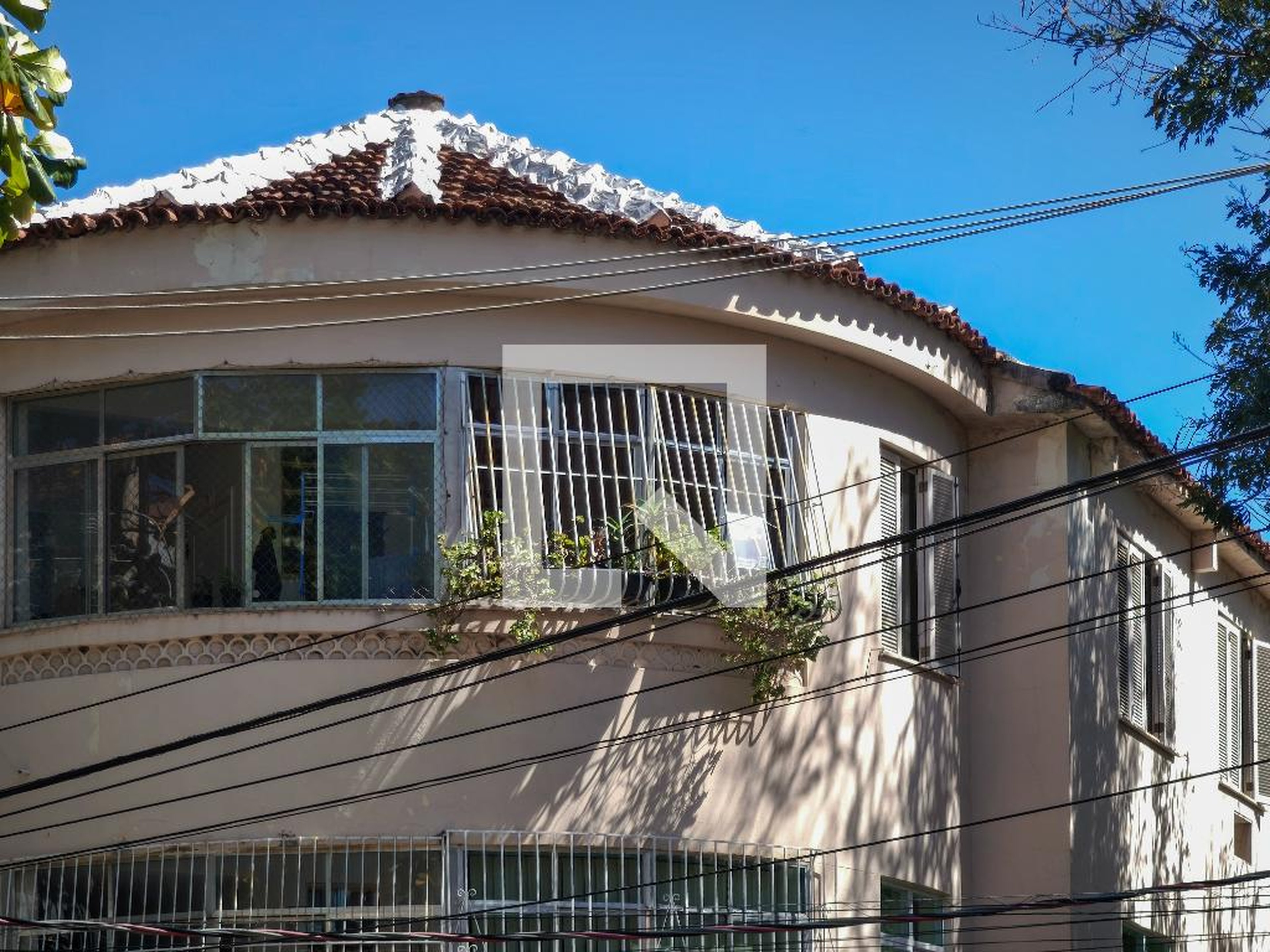 Fachada do Prédio Condomínio em Rua Amoroso Costa, 100