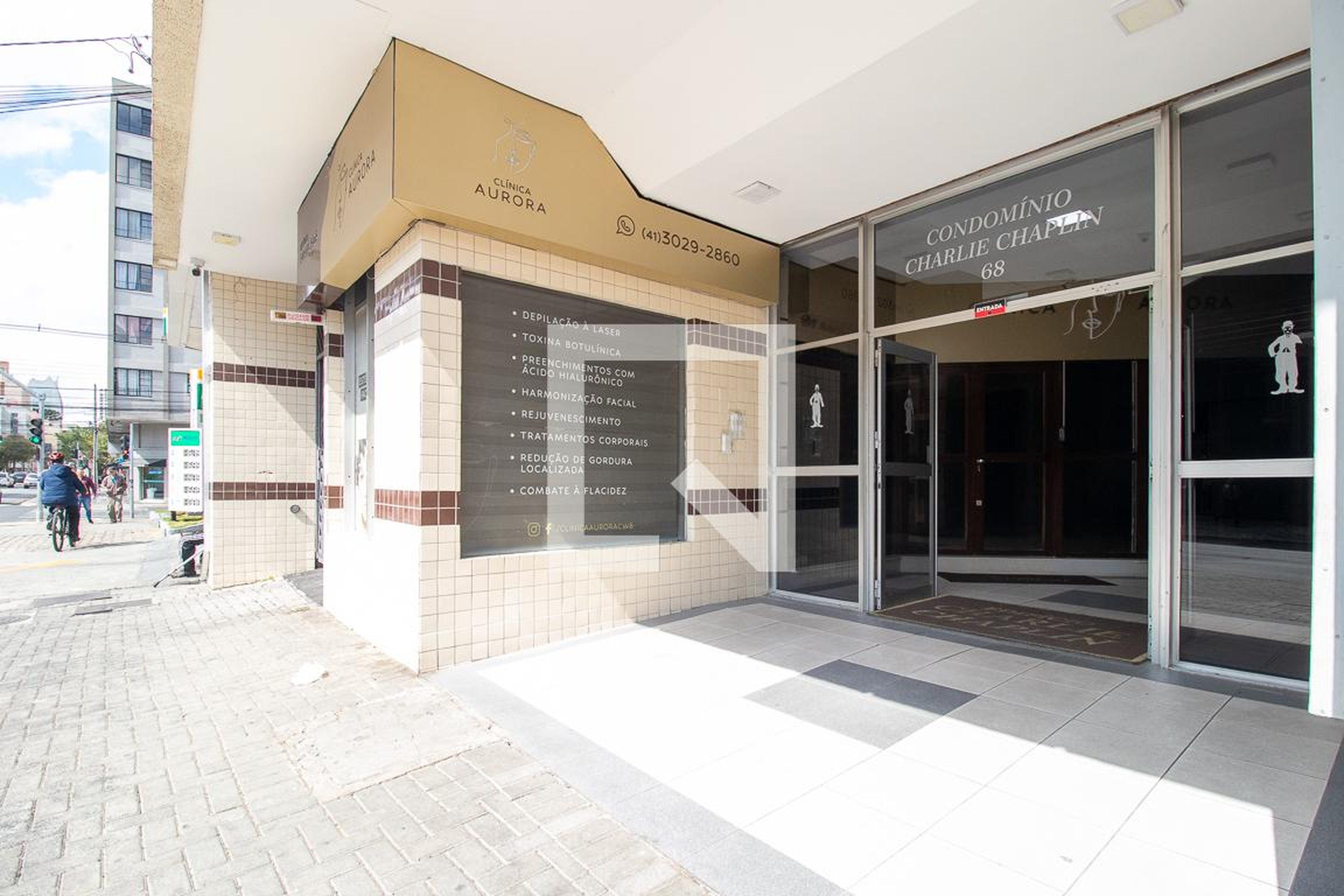 Fachada Condomínio em Rua Nilo Cairo, 68