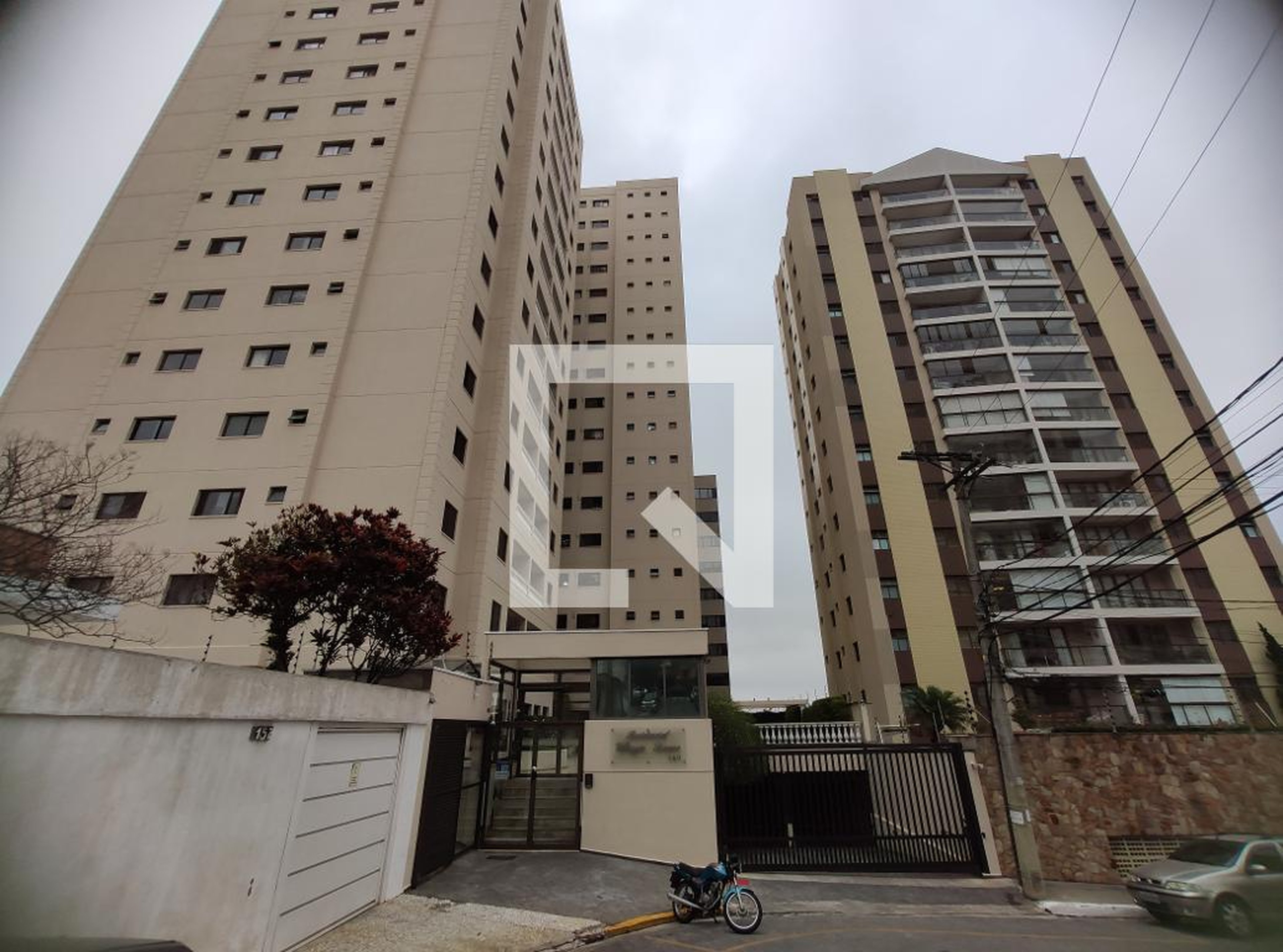 Fachada Condomínio Villaggio Toscano