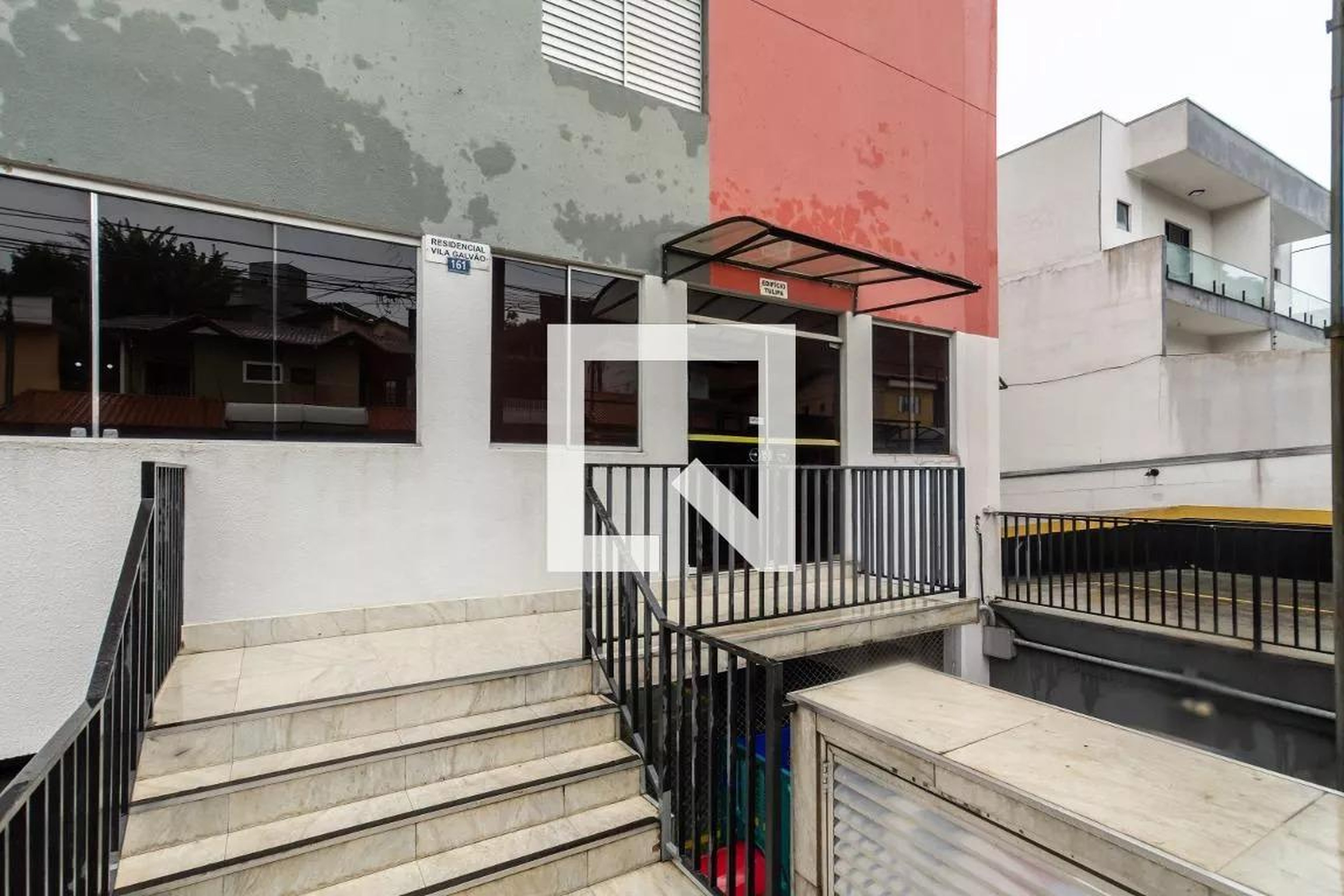 Portaria Condomínio em Rua Artur Rodrigues Alcântara, 700