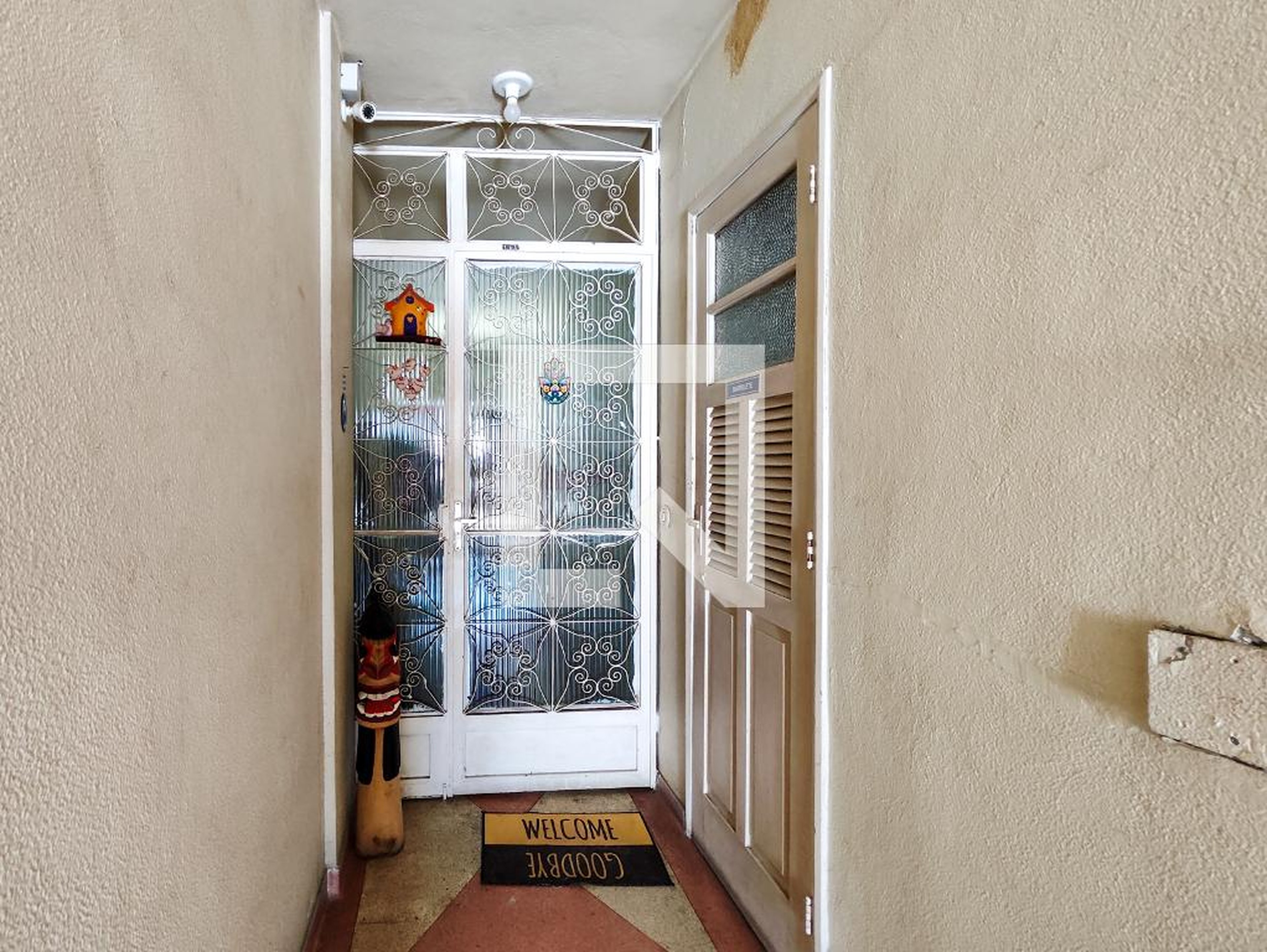 Entrada Condomínio em Rua Barão de Iguatemi, 204