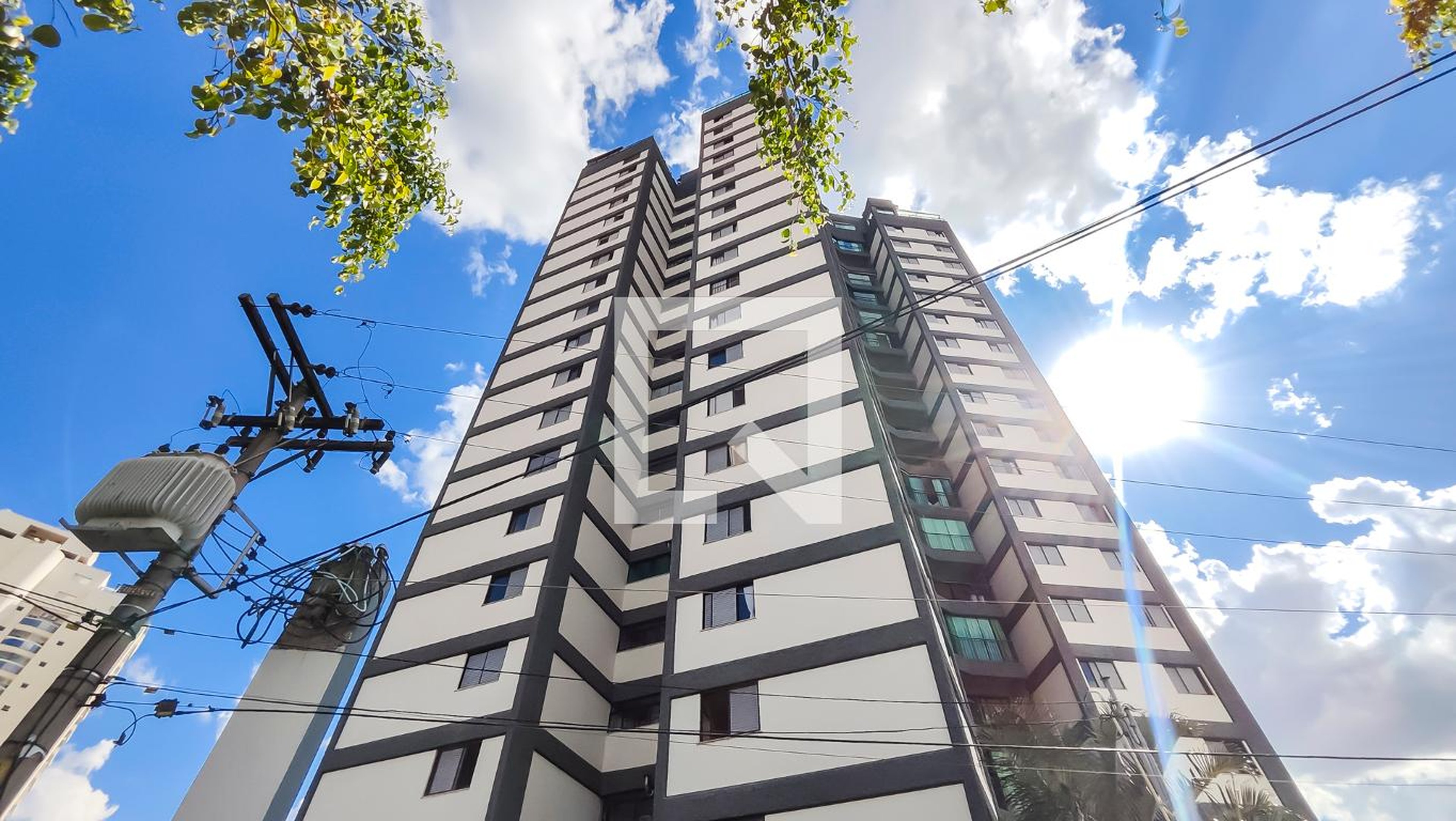 Fachada do Prédio Condomínio Tower Block