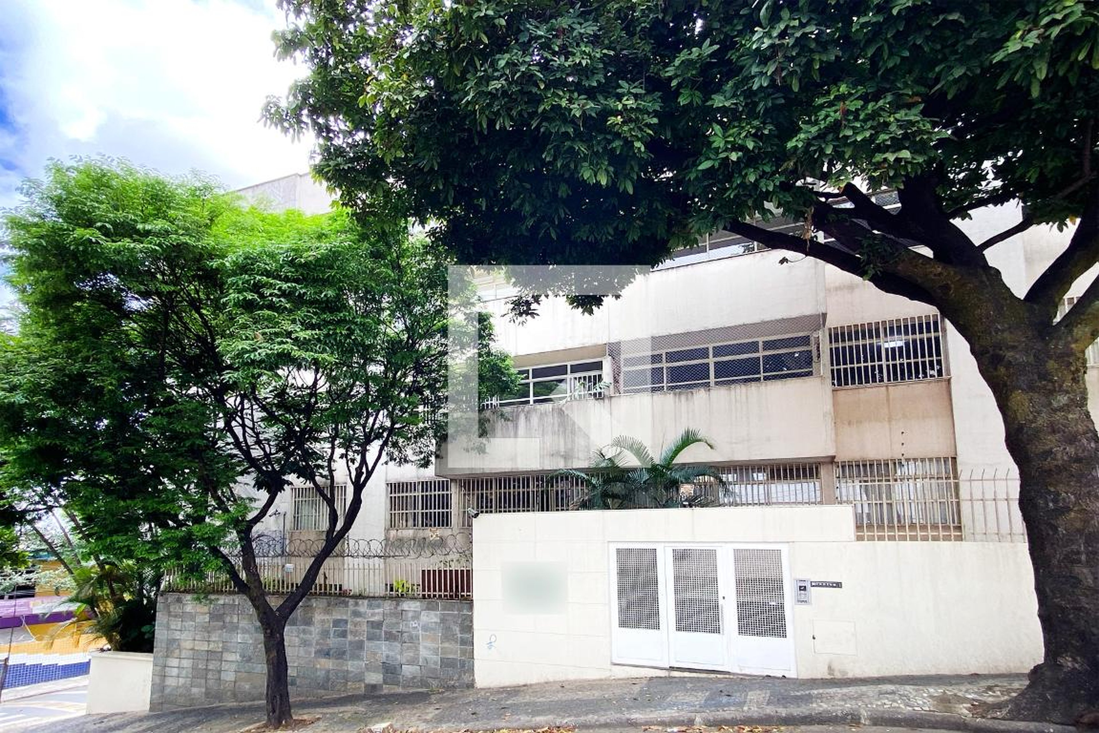 Fachada Condomínio em Rua Matipó, 455