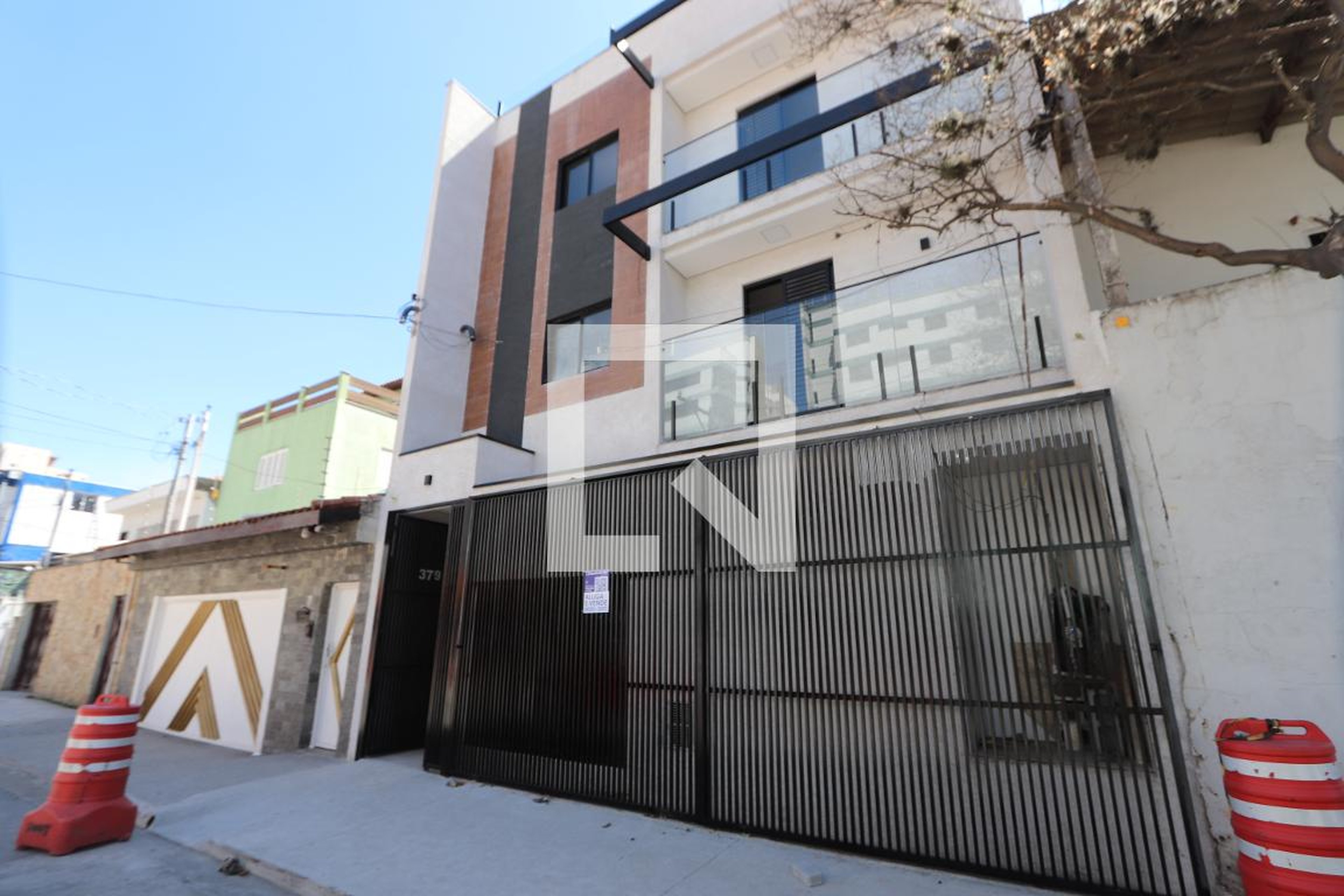 Fachada do Prédio Condomínio em Rua Fidélis Papini, 379