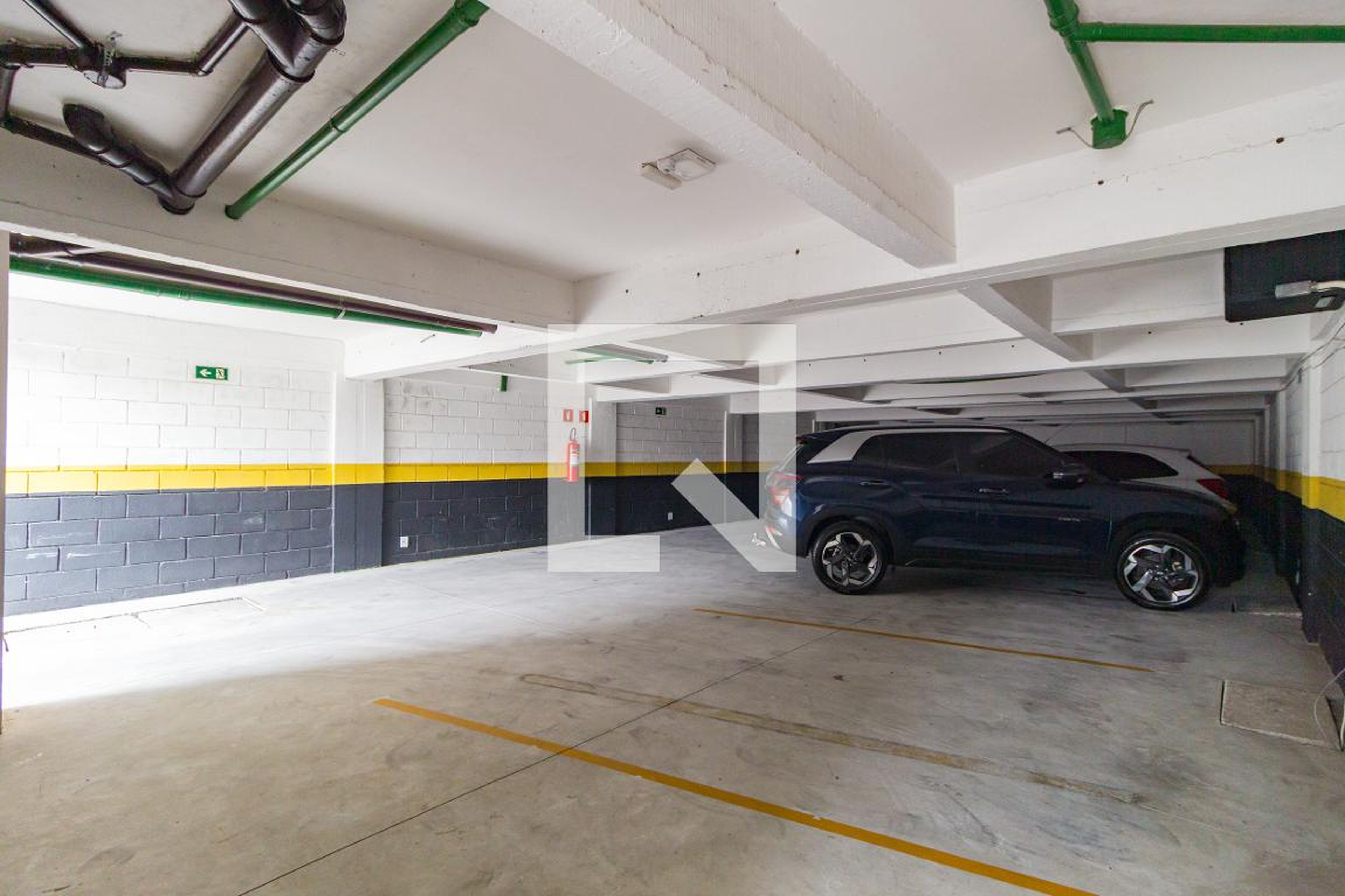 Estacionamento - Residencial Grand Analia  Franco