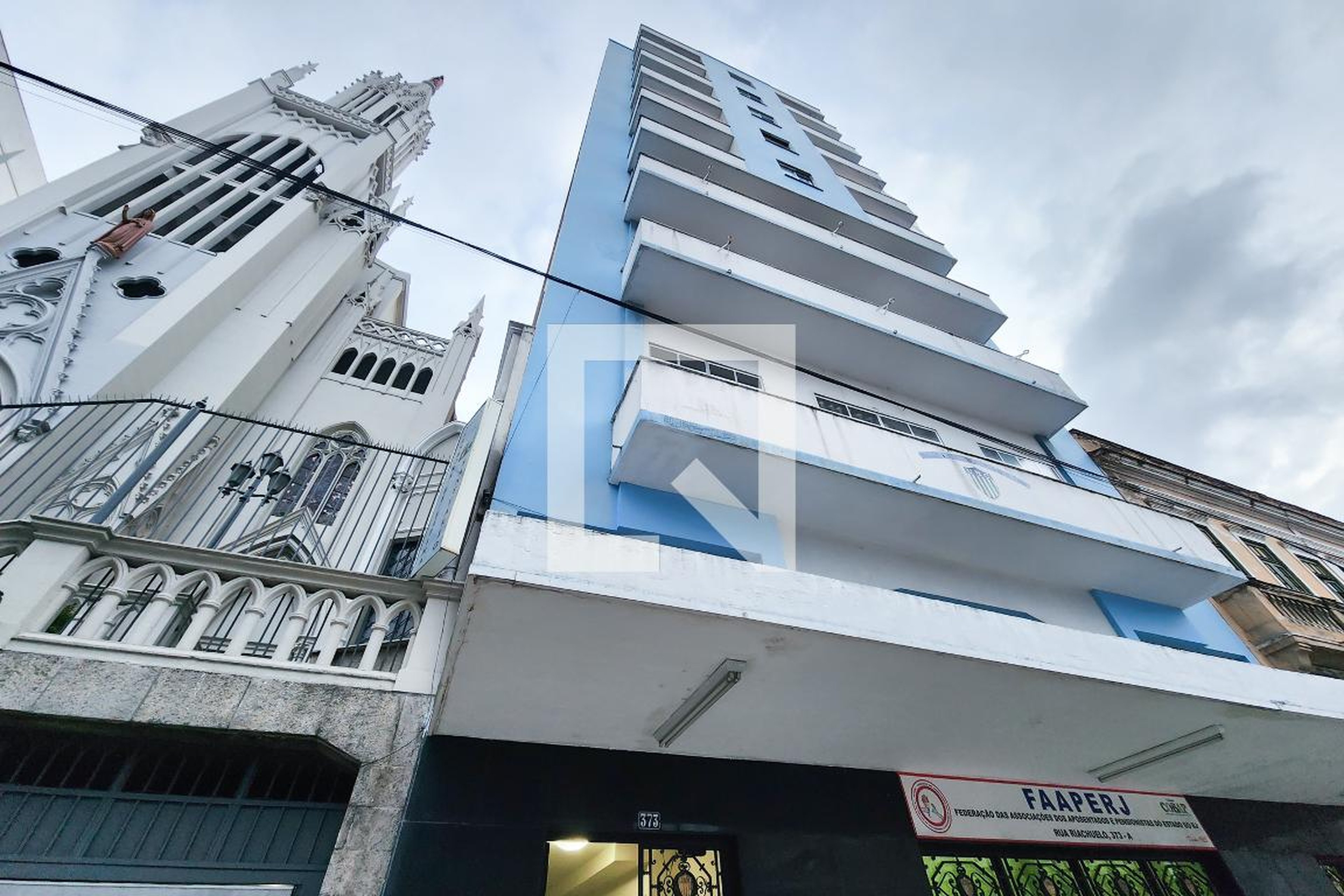 Fachada Condomínio em Rua Riachuelo, 373