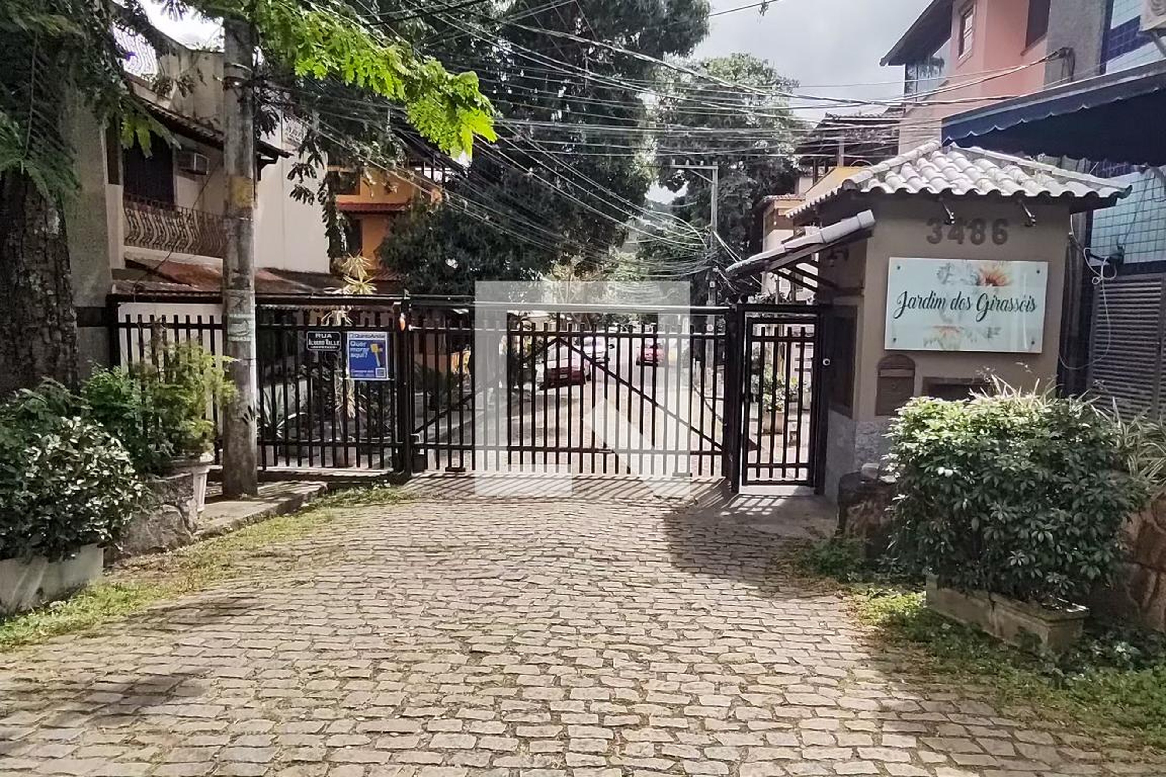 Fachada Condomínio Jardim dos Girasois