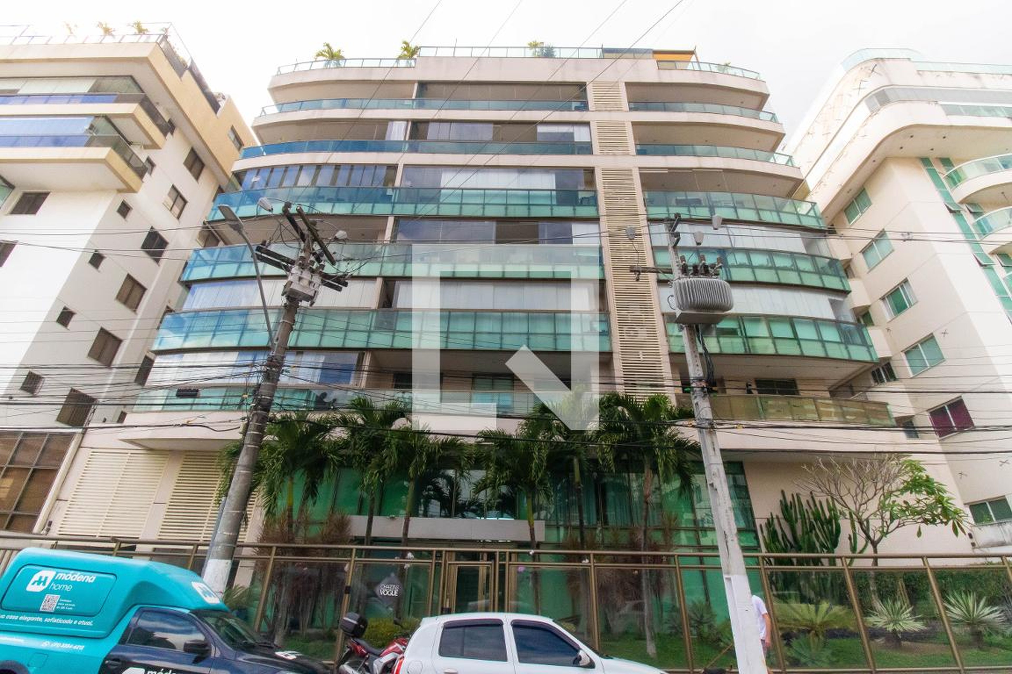 Fachada Condomínio Charitas Vogue