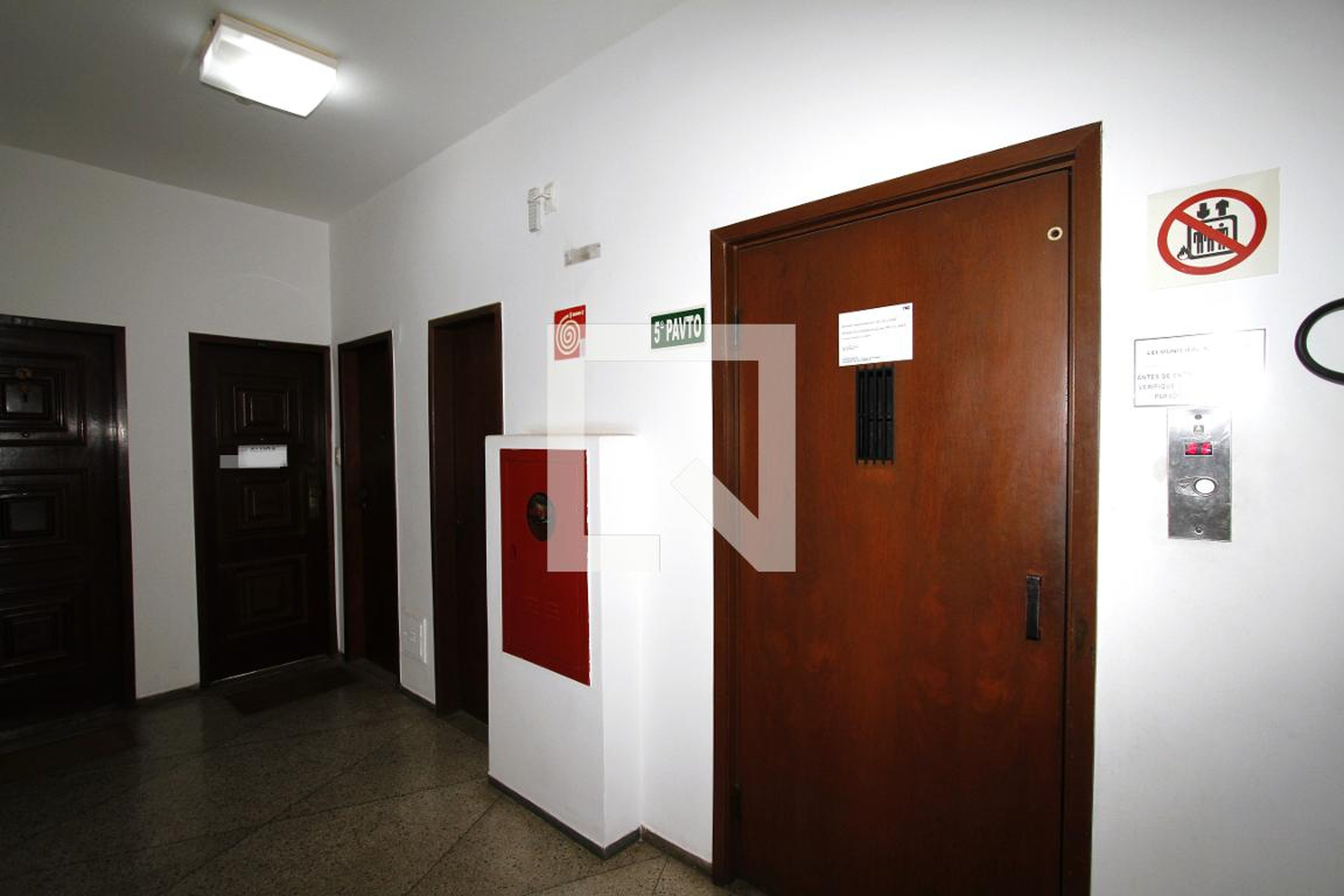 Entrada - Edifício Palacio de Versales