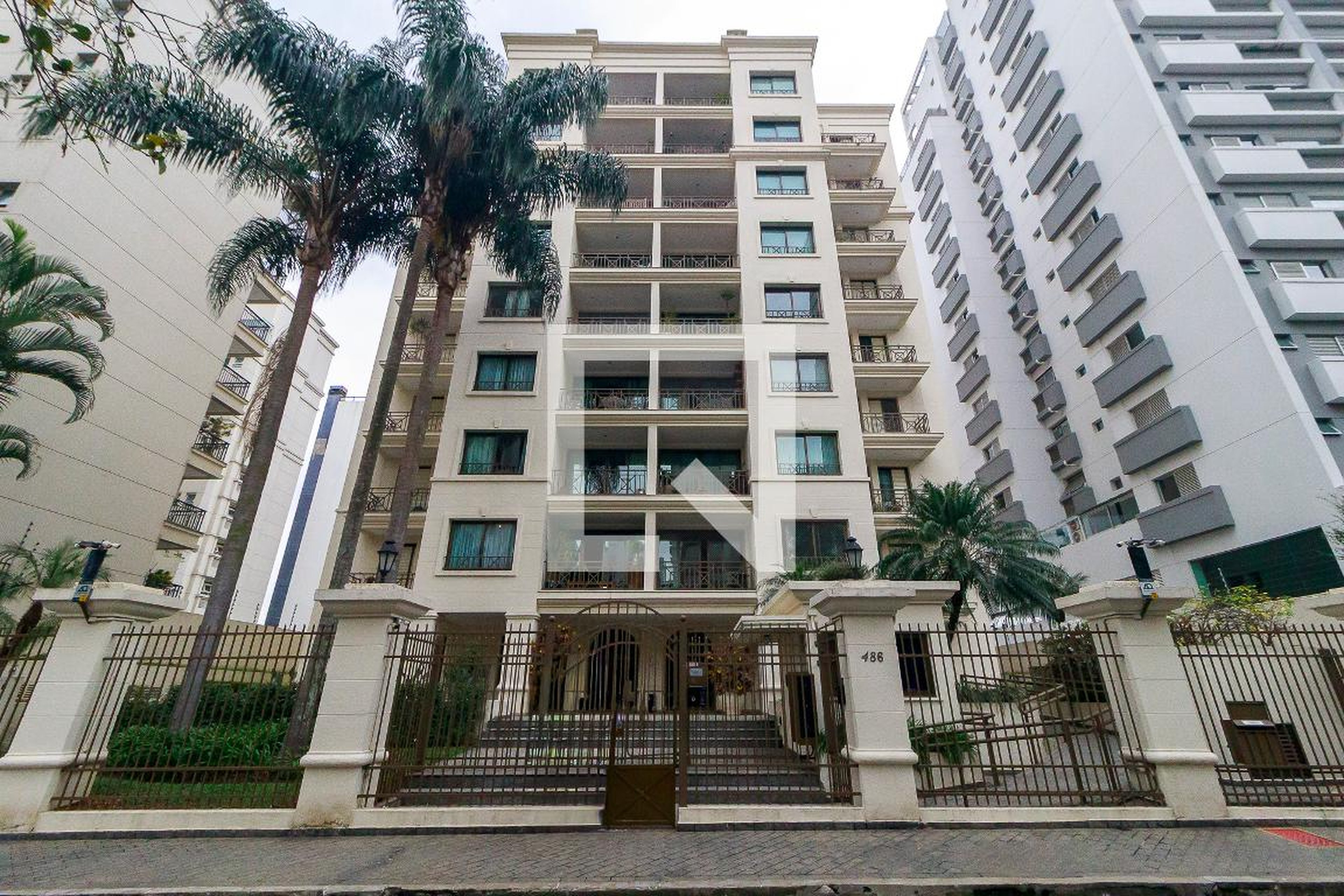 Fachada Condomínio Saint Germain