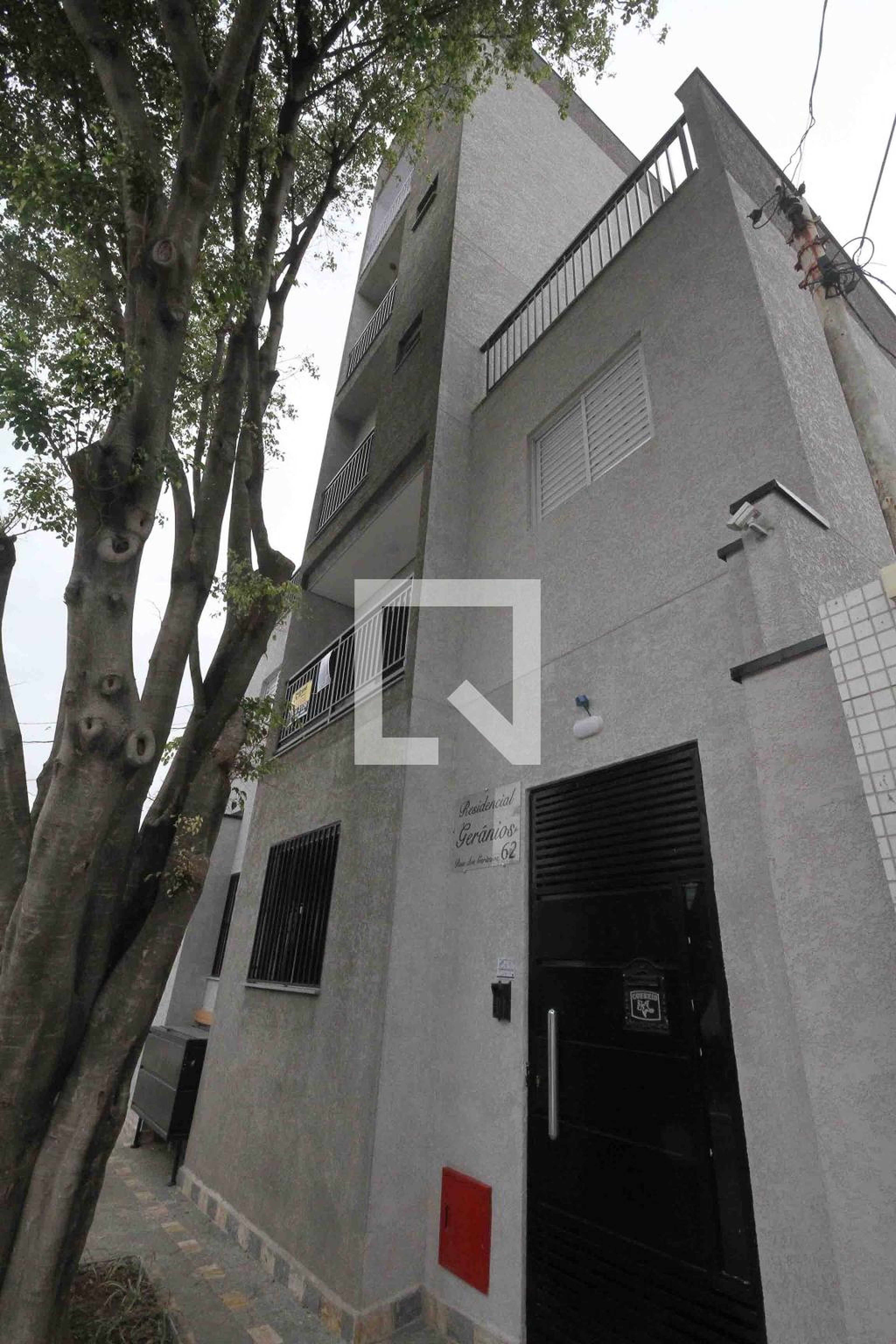 Fachada Residencial Gerânios