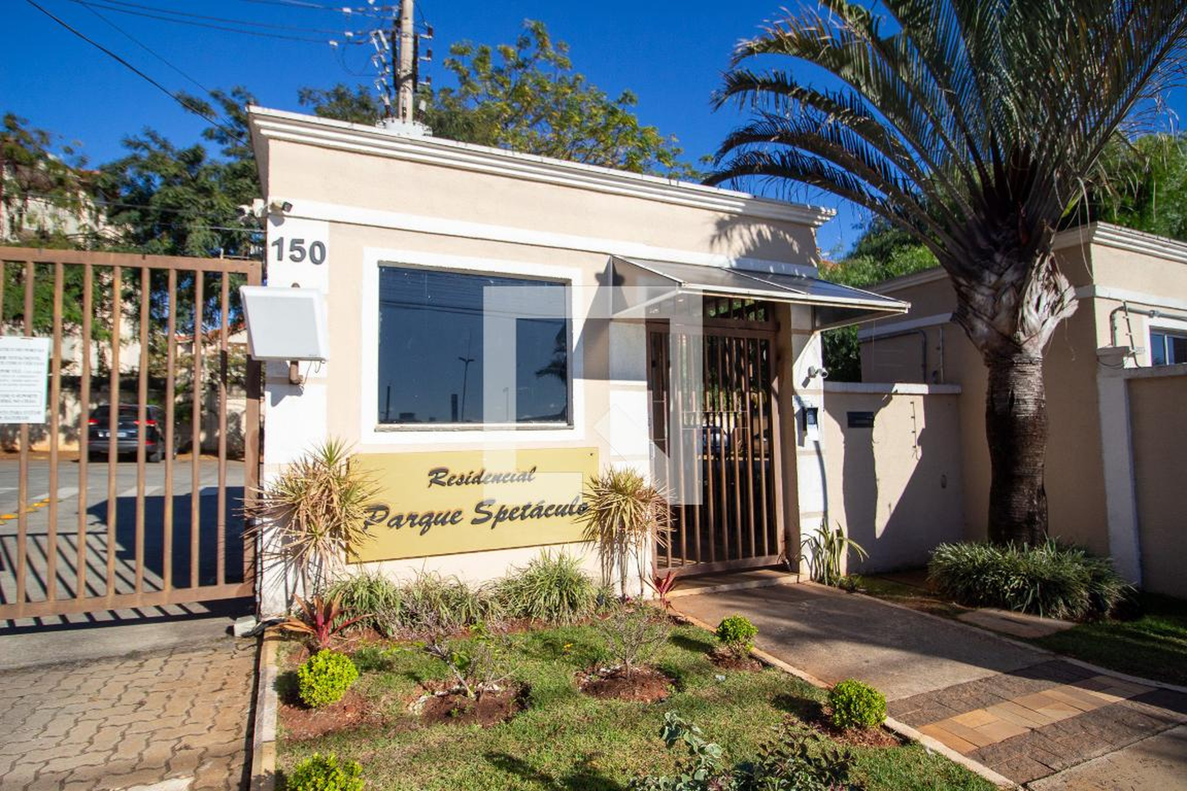 Fachada Residencial Parque Spetáculo