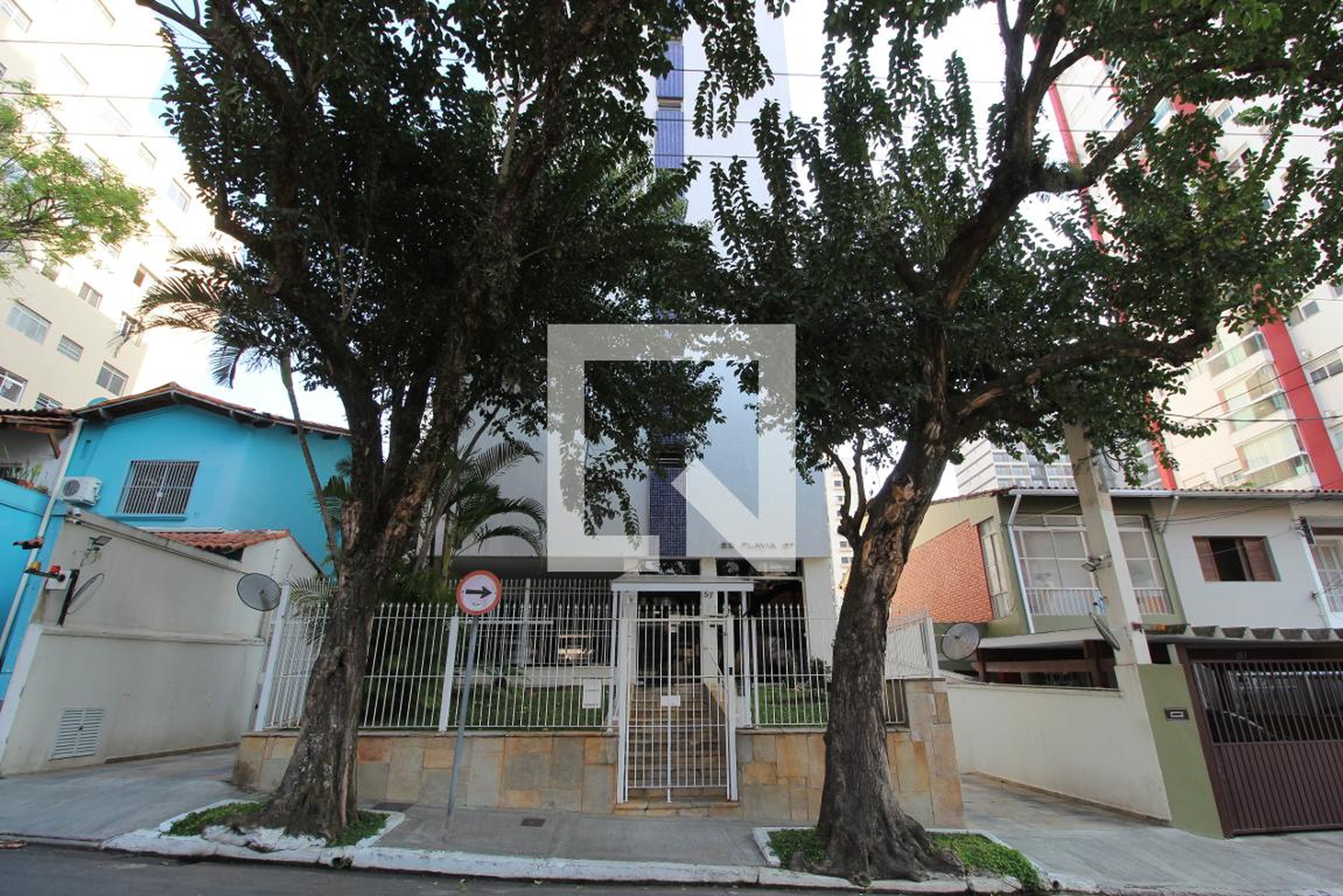 Fachada do Prédio Condomínio Flávia