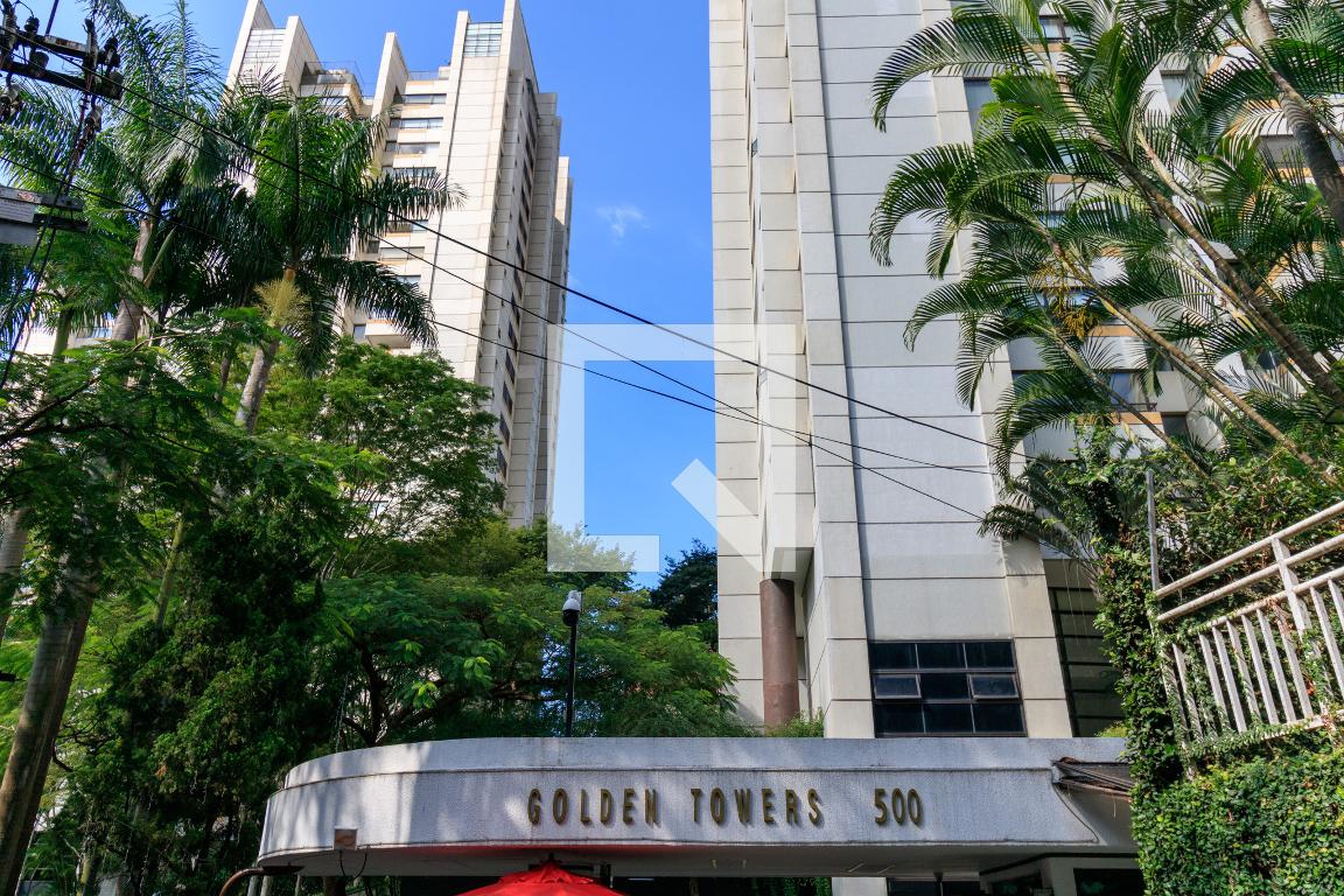Fachada Condomínio Golden Towers