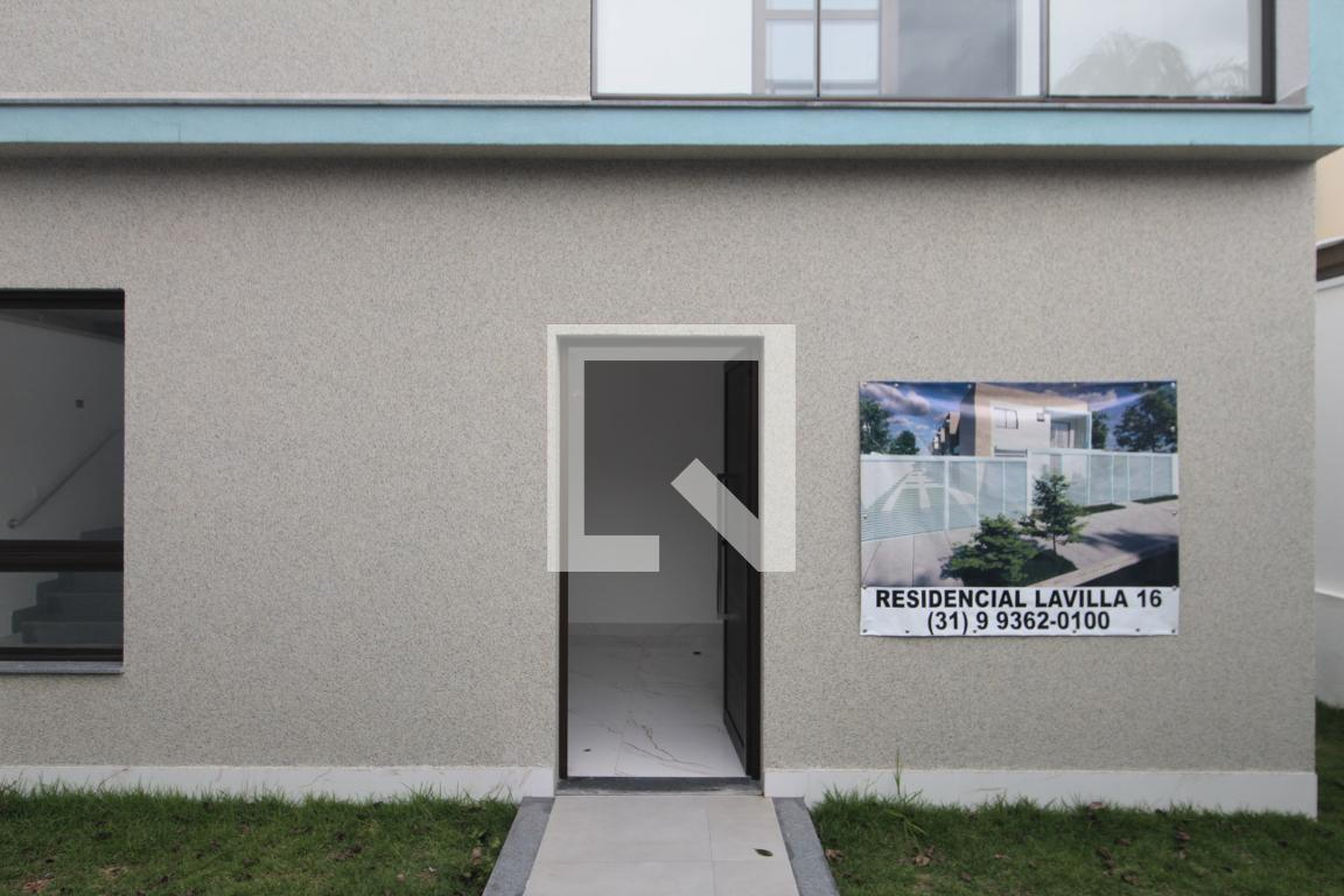 Fachada Condomínio em Rua Deputado Gregoriano Canedo, 575