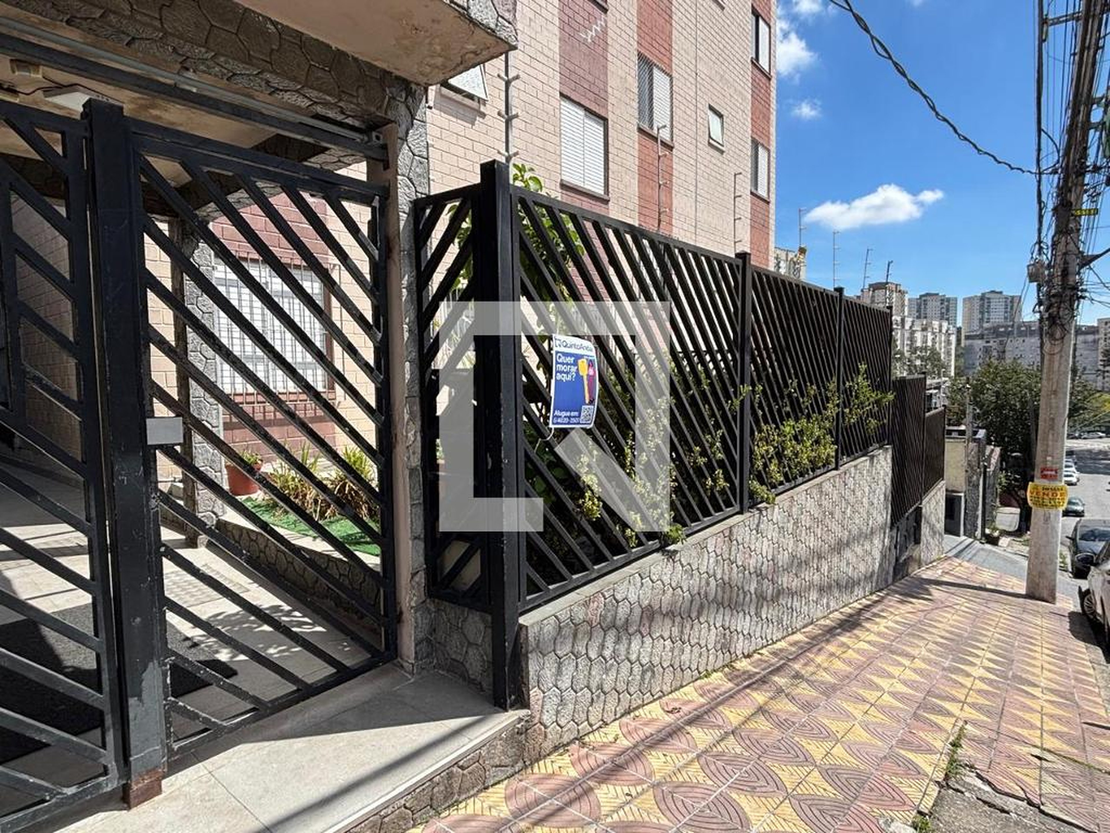 Fachada Edifício July