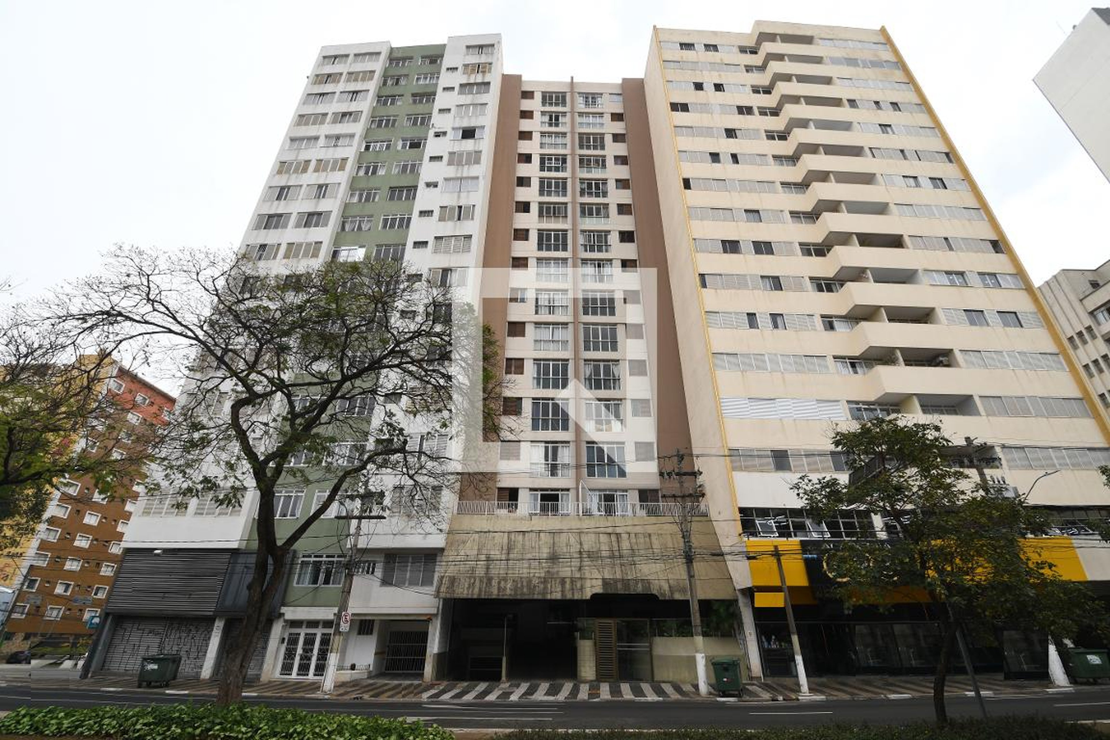 Fachada do Prédio Condomínio Arizona