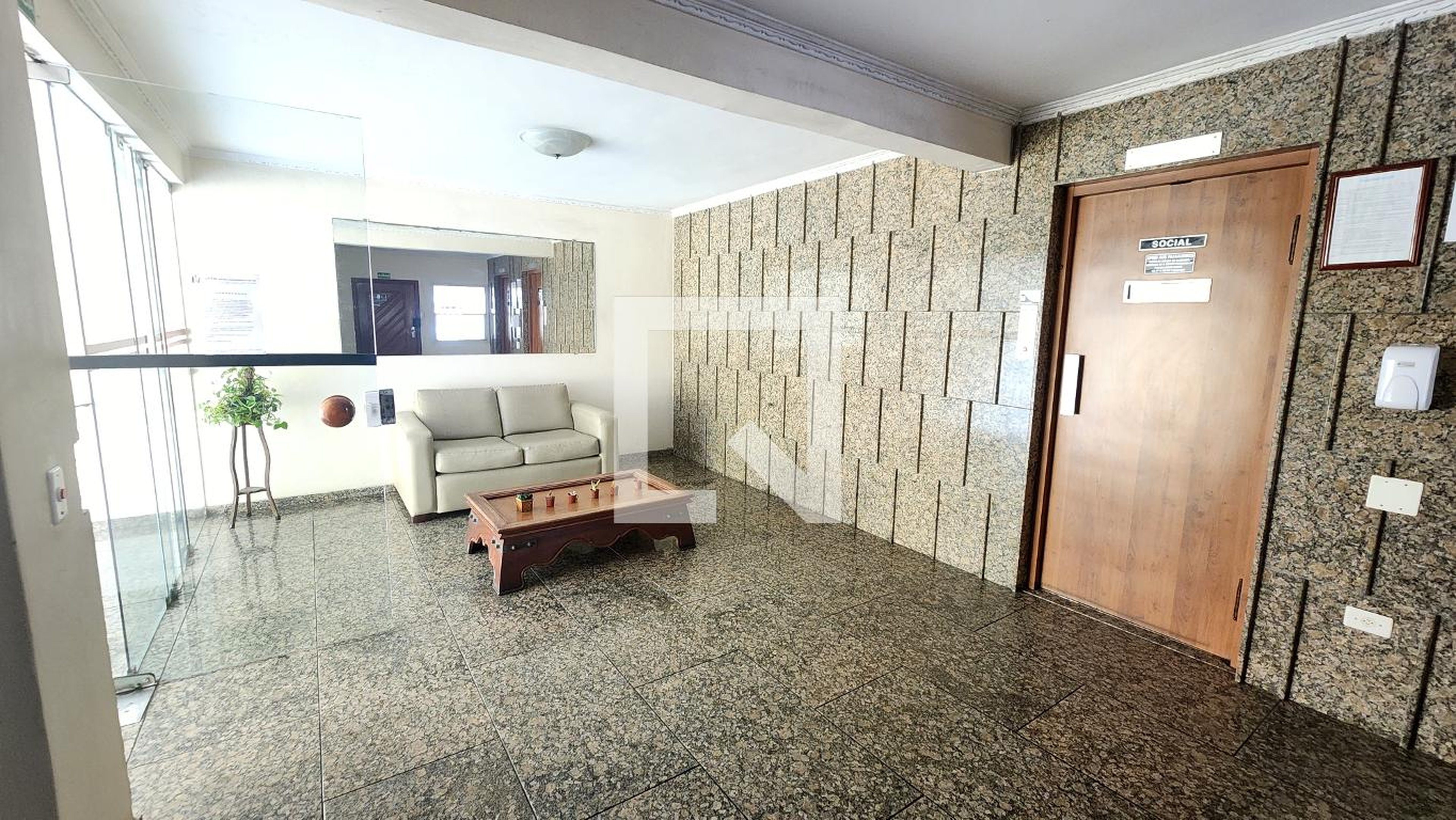 Hall de entrada - Edifício Saint Jacques