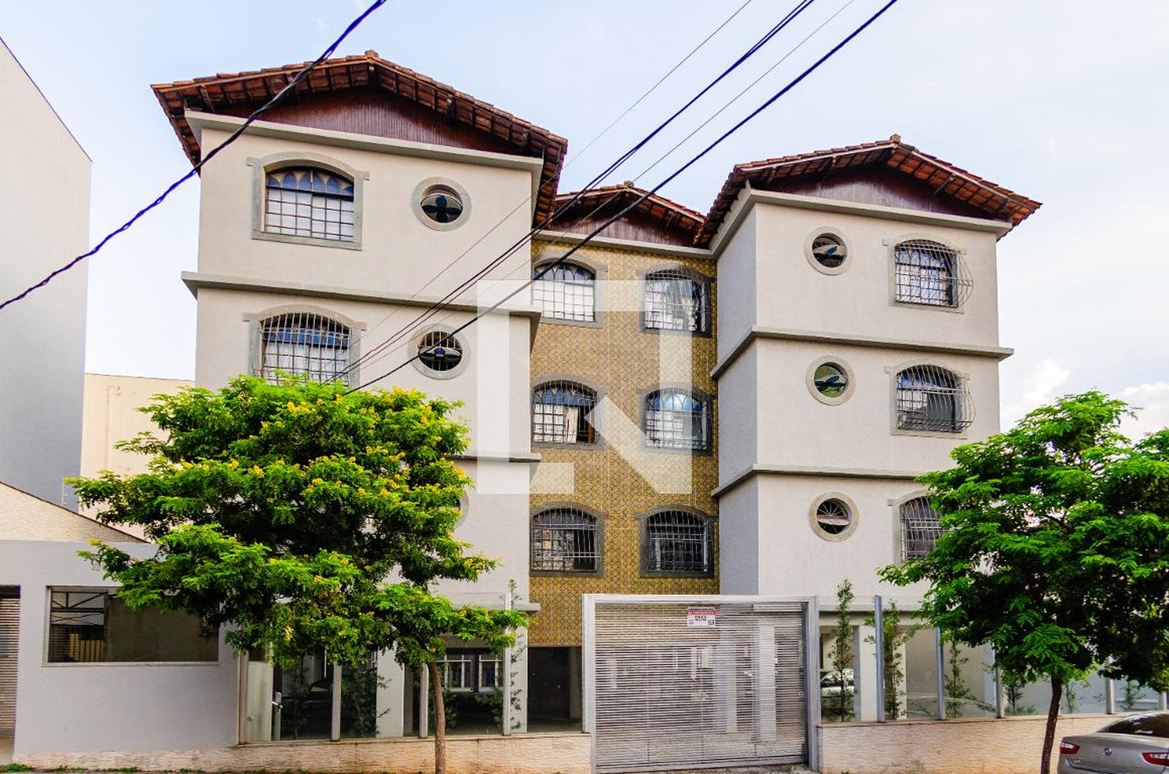 Fachada Condomínio em Rua Conselheiro Saraíva, 403