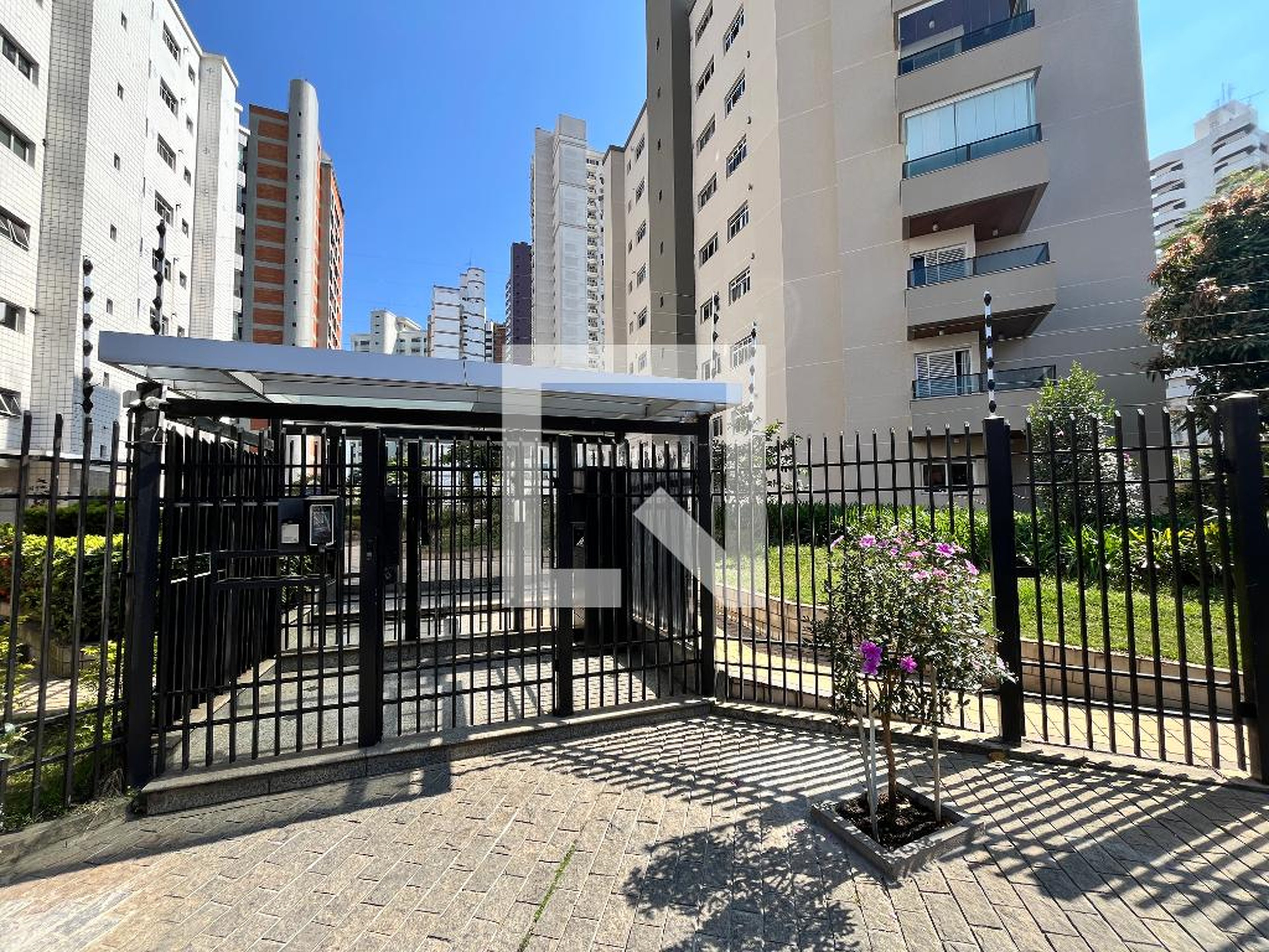 Fachada Condomínio Lamelas IX e X