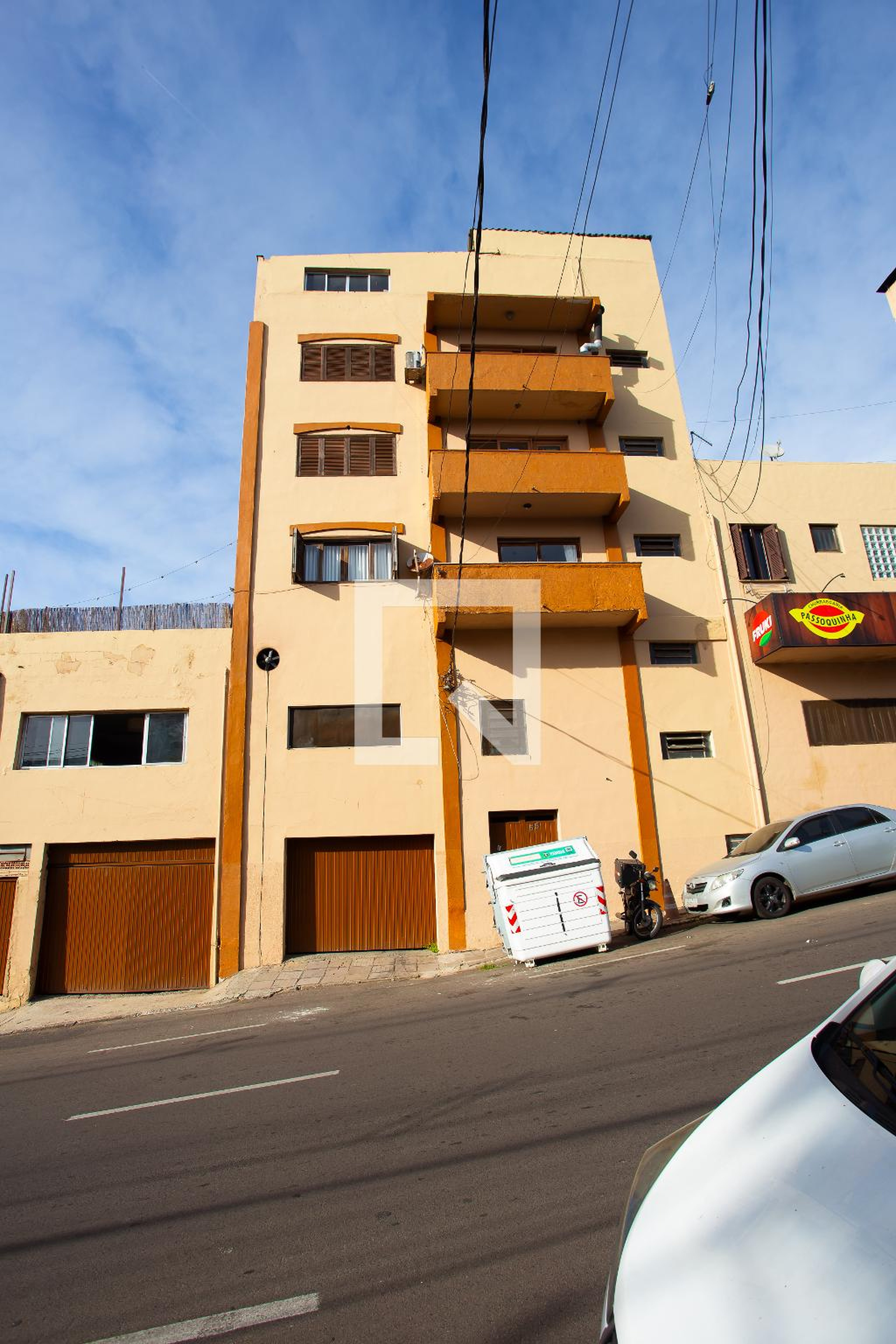 Fachada do Prédio Condomínio em Rua Dona Rafaela, 55